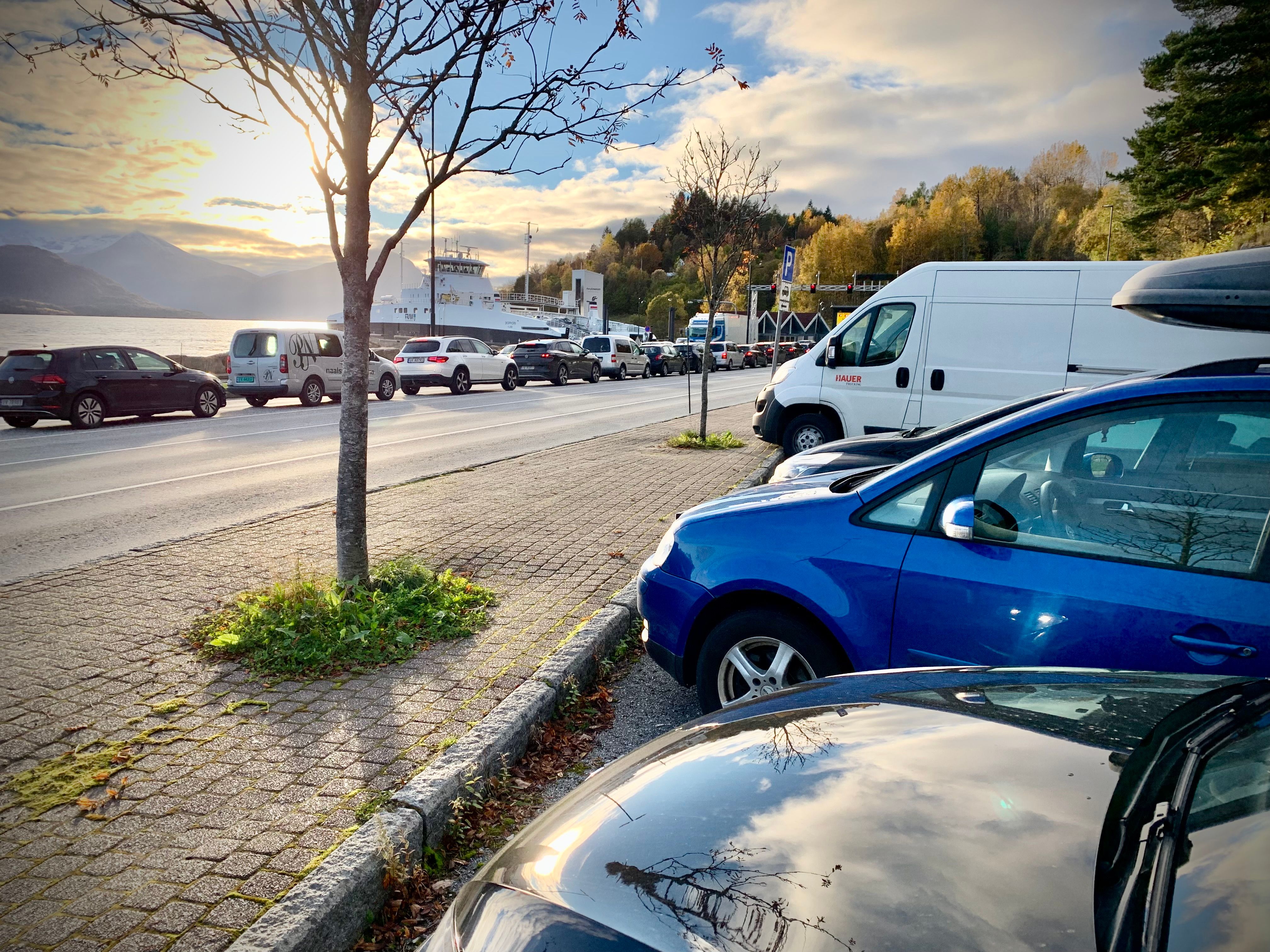 Fullt P Ferjekaia Pendlarar Med Parkeringsproblem Smp no