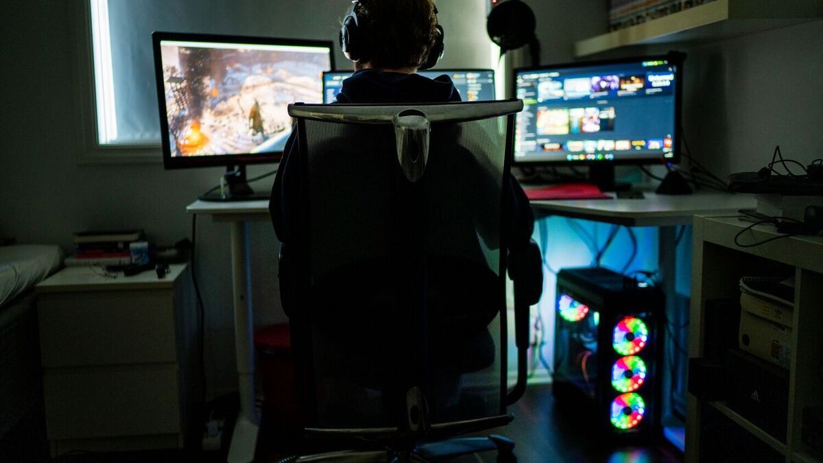 FHI: Fant ikke sammenheng mellom skjermtid og psykiske plager hos unge