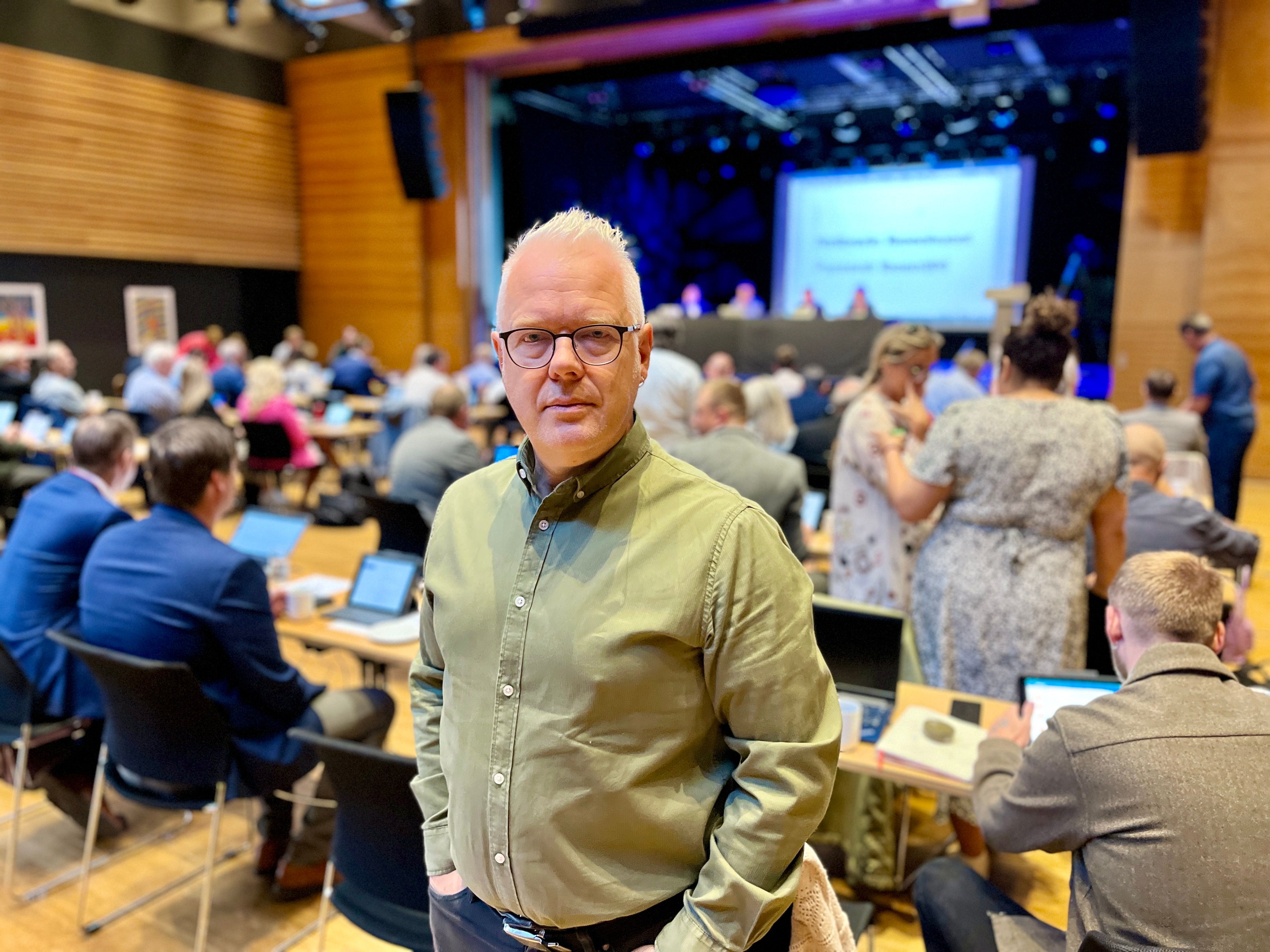 Klager på saksmengde: – Dette går ikke! - varden.no