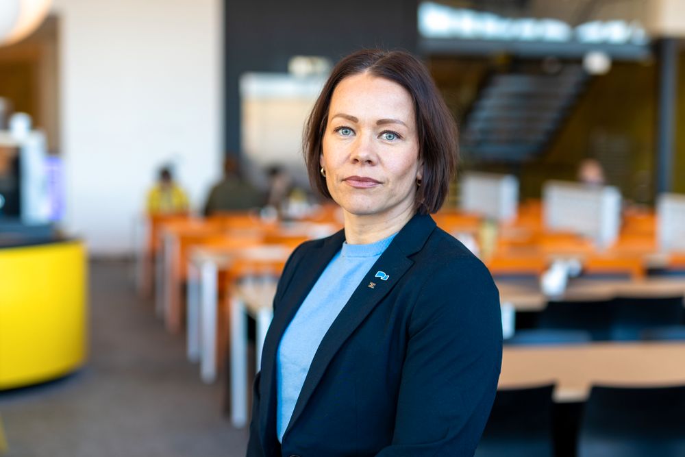 – We need security and police, also in the districts