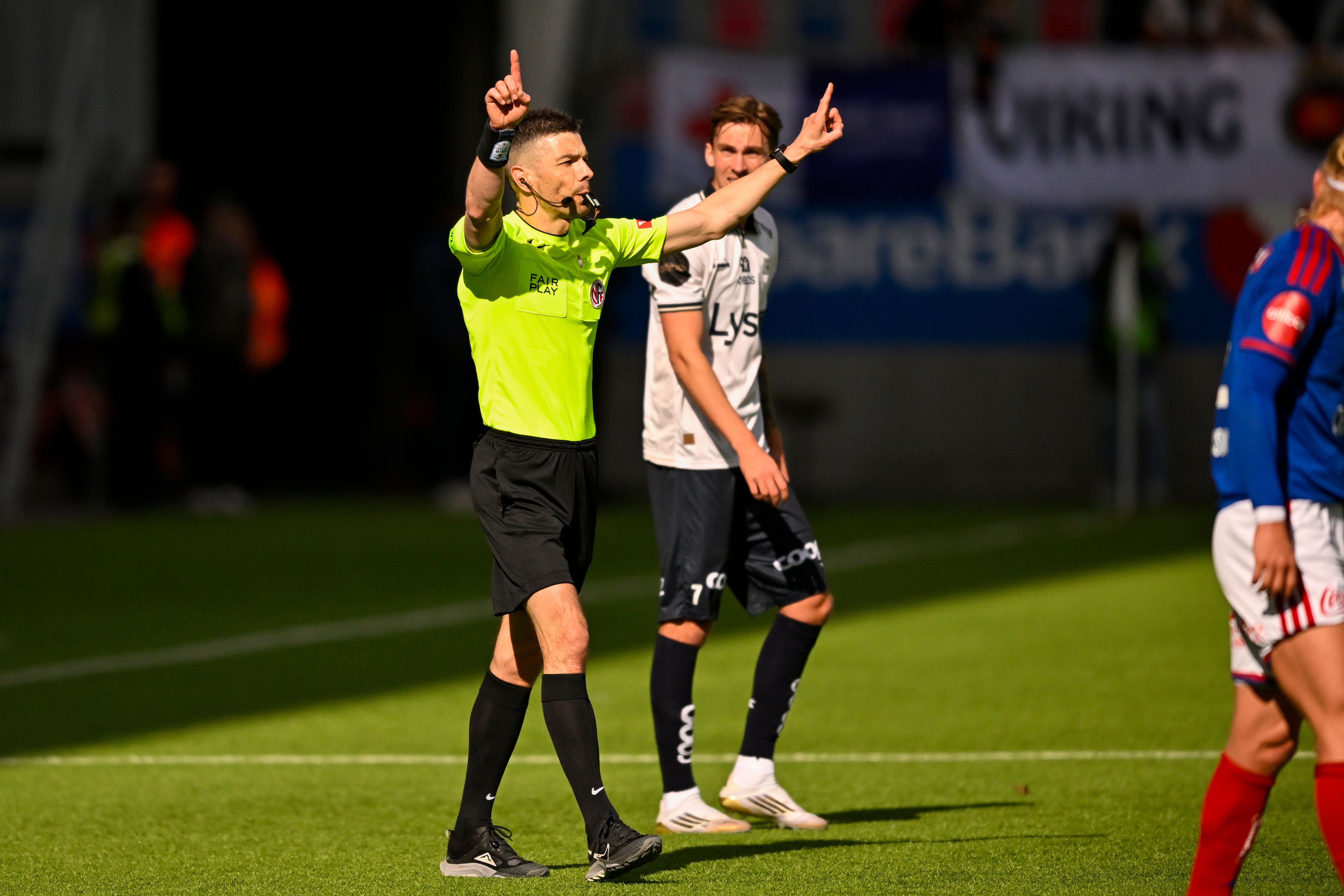 Det ble bråk da Tripic feiret etter Viking-seier