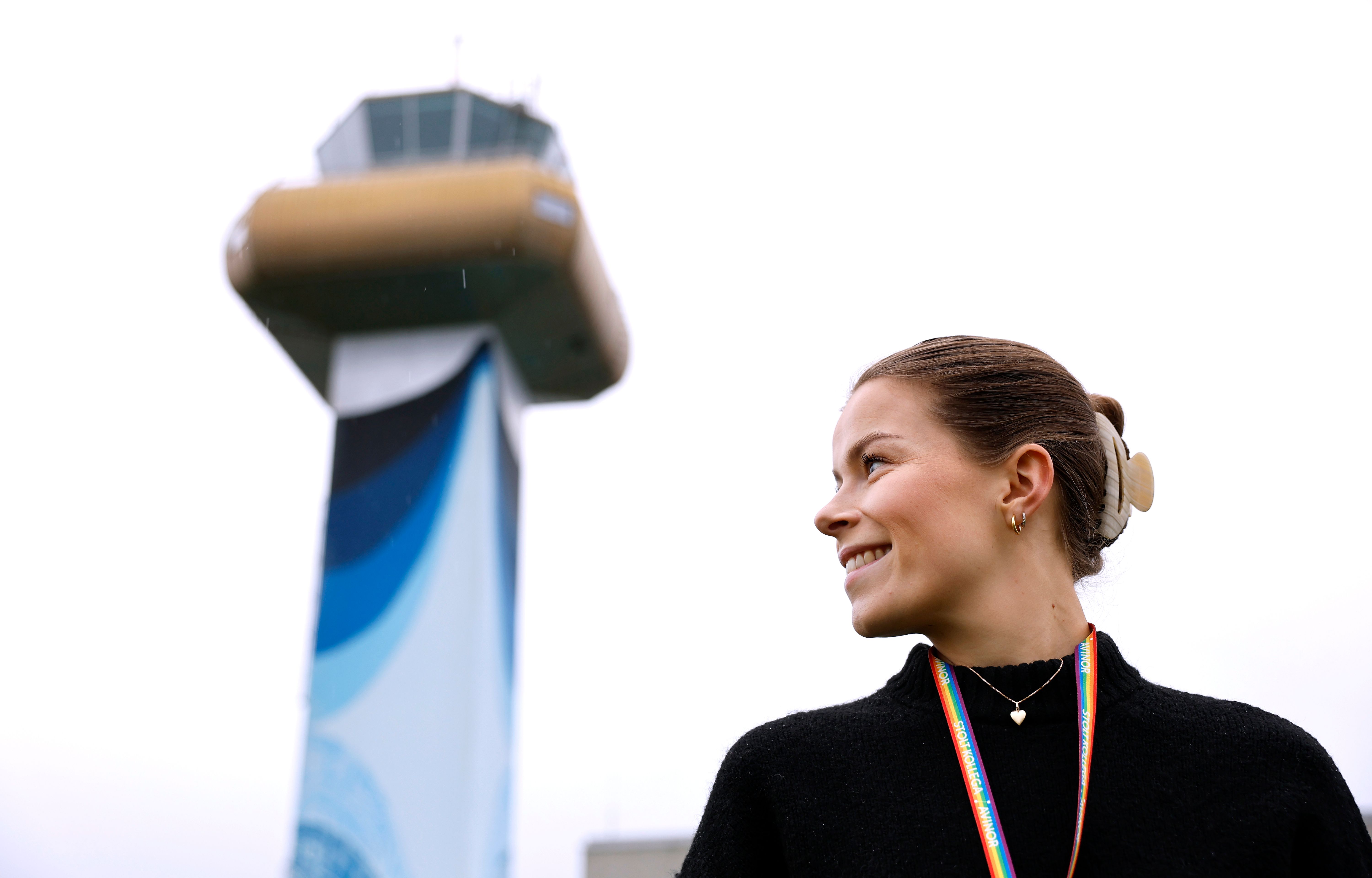 I dag er den travleste dagen på Sola: Hun skal sørge for at alle kommer seg trygt hjem til jul