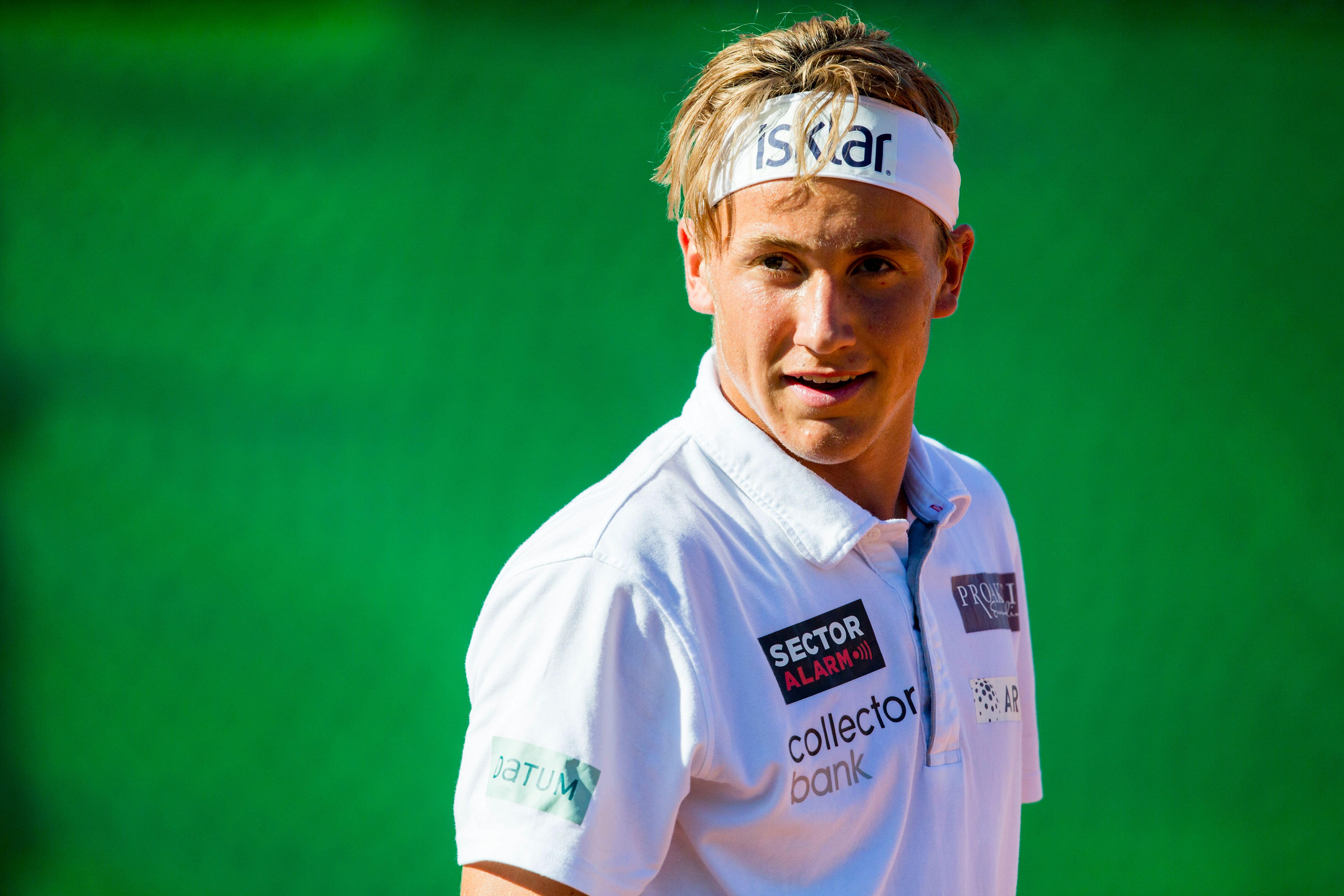 Каспер певец вагнер фото сво Rapper Casper gibt Veröffentlichung bekannt Rapper, Musik und Deutsche musik