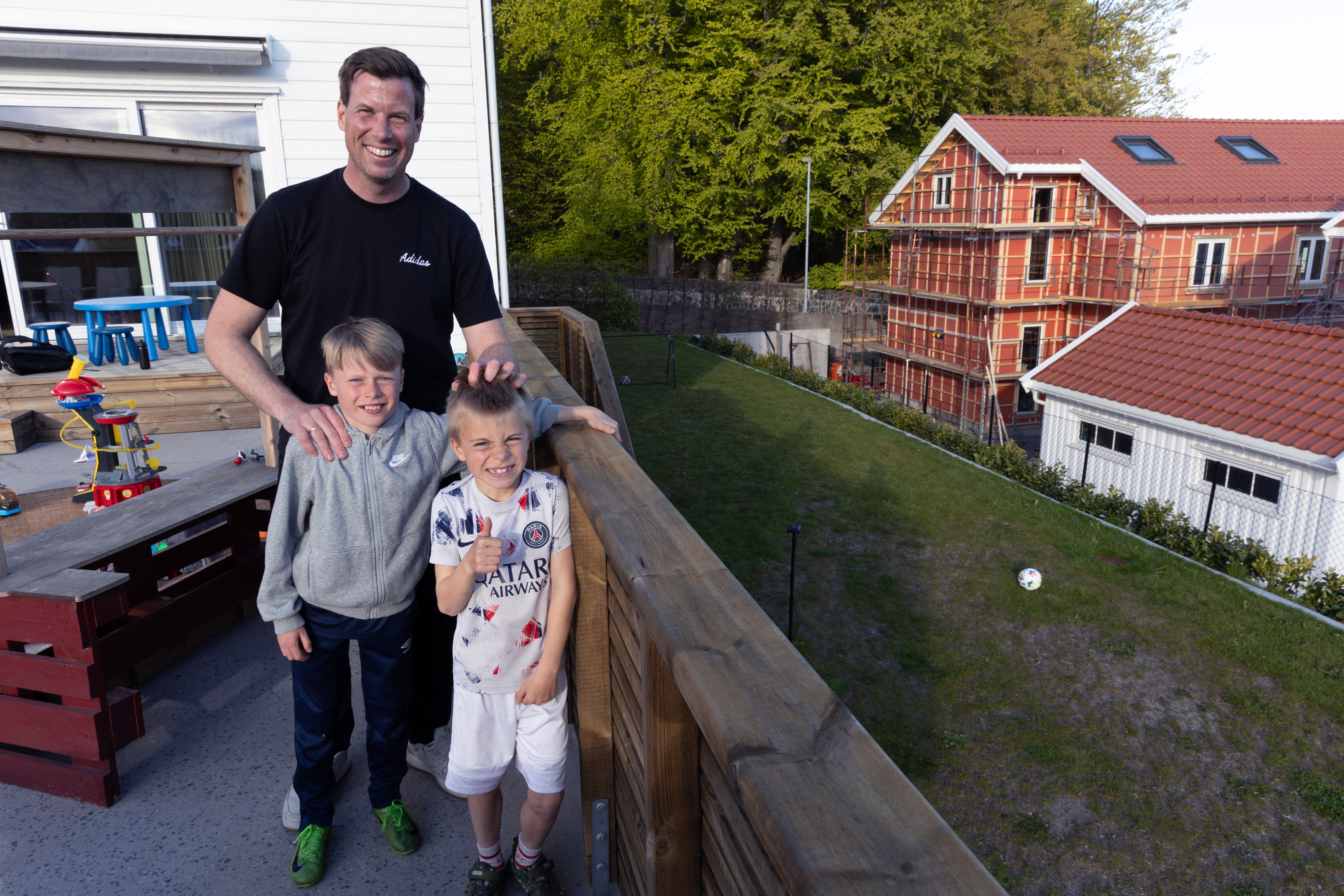 Har solgt villaen: Jesper og familien flytter 15 meter