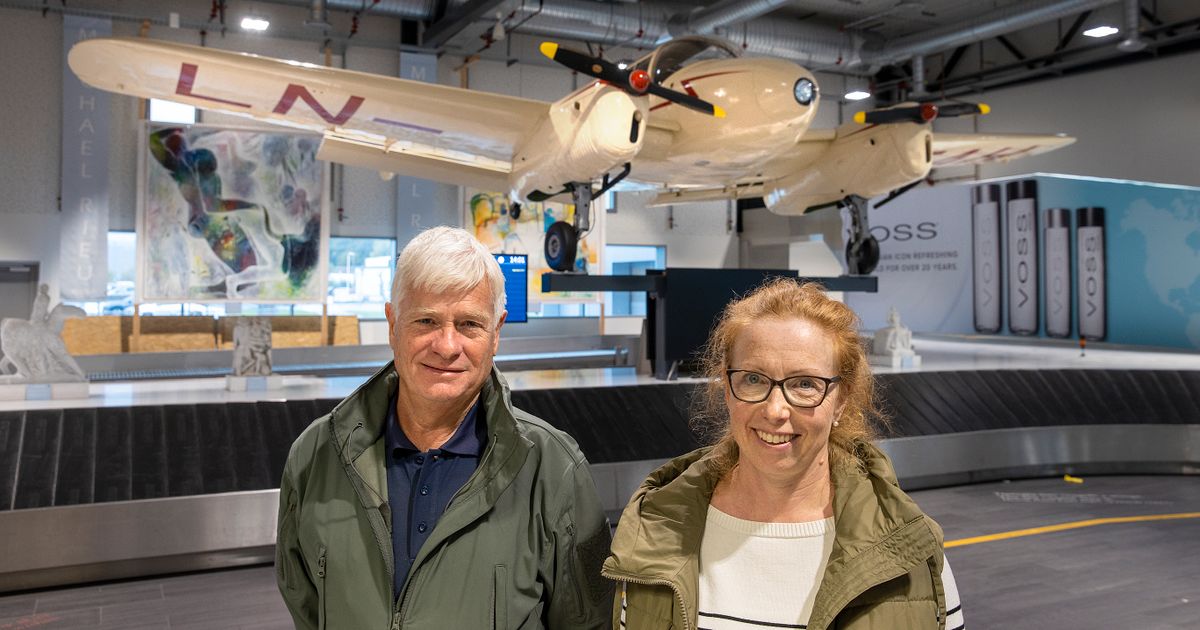 (+) Sørlandets første charterfly parkert på Kjevik