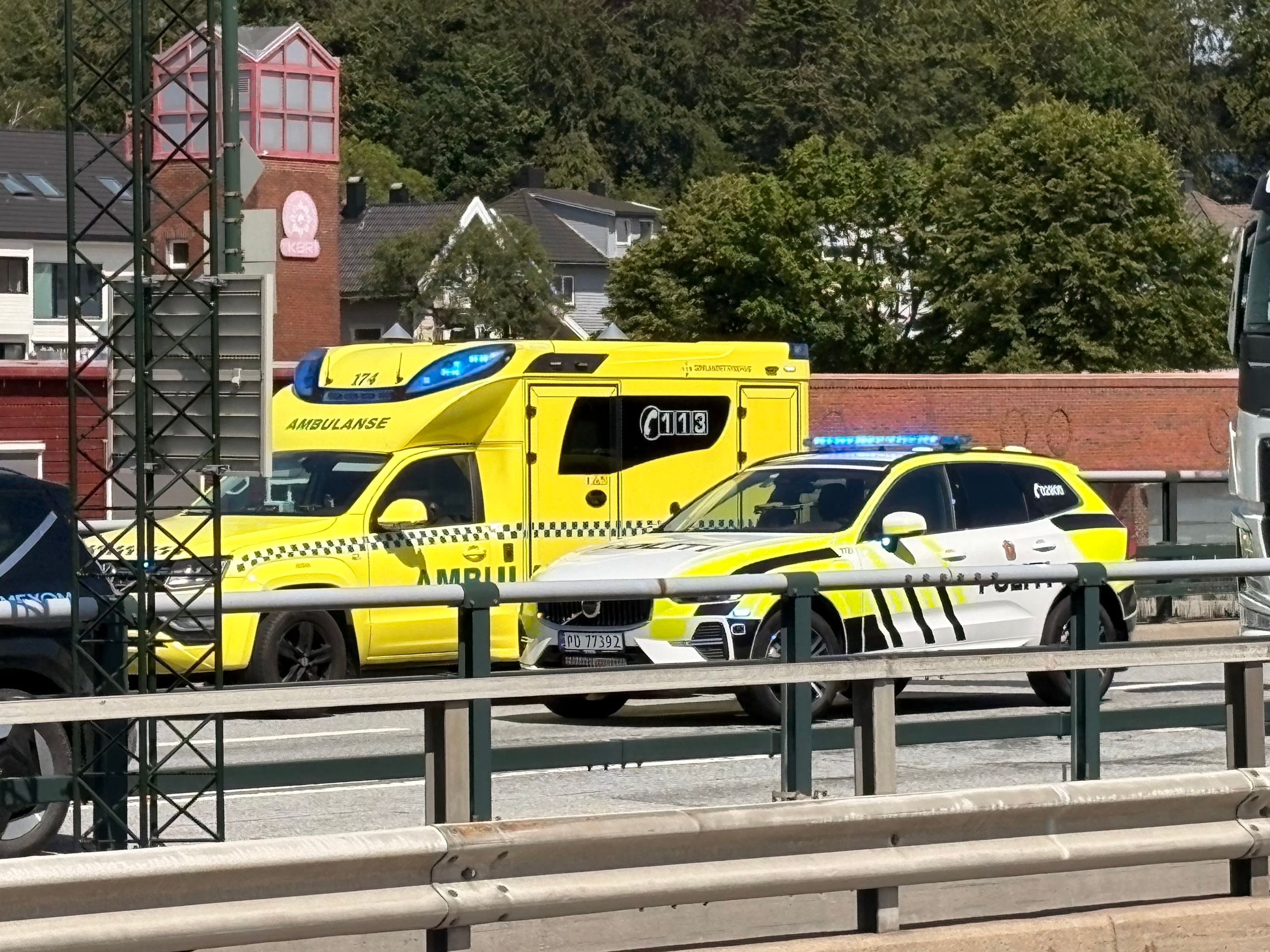Lang kø etter kolli­sjon i Kristian­sand