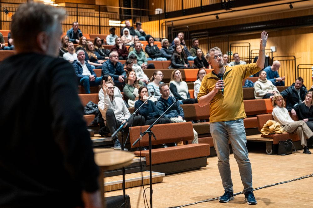 Ampert på foreldrenmøter: - Ikke overrasket