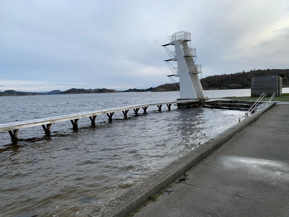Spør om miljøkontroll ved Badehuset