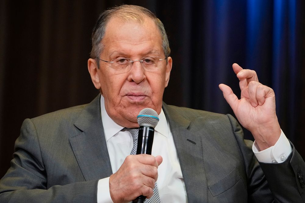 Lavrov anklager Nato og EU for å erklære krig mot Russland