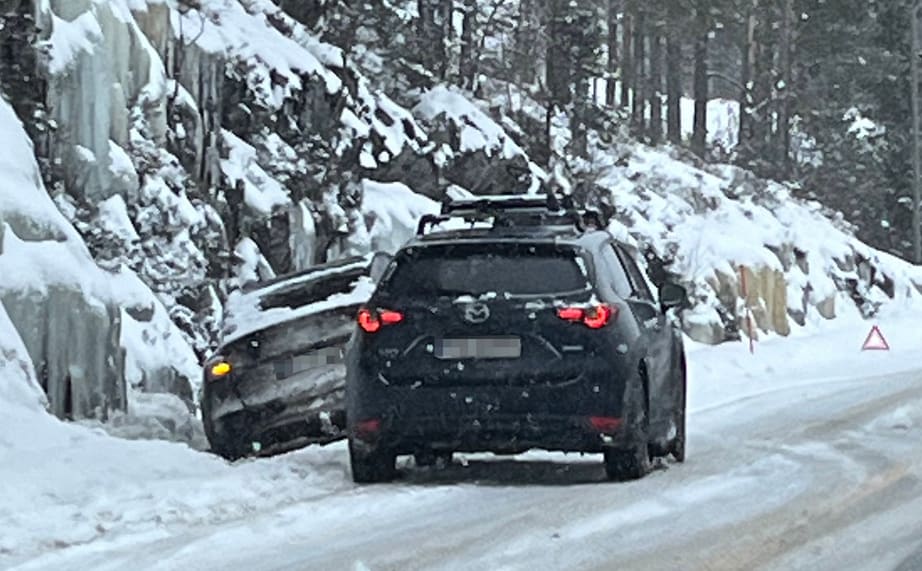 Havnet i grøfta på riksvei 9