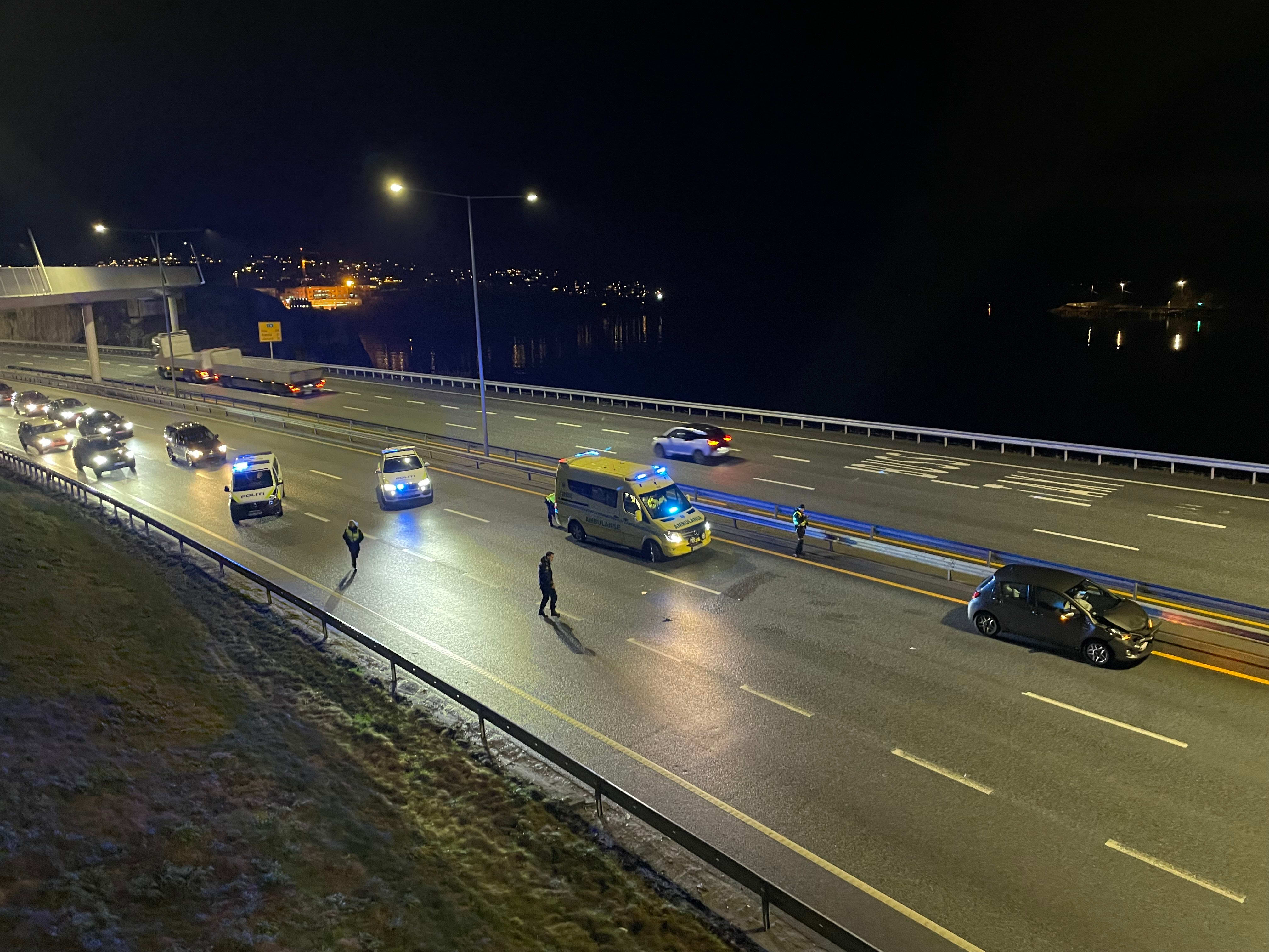 To biler i ulykke i Kristian­sand