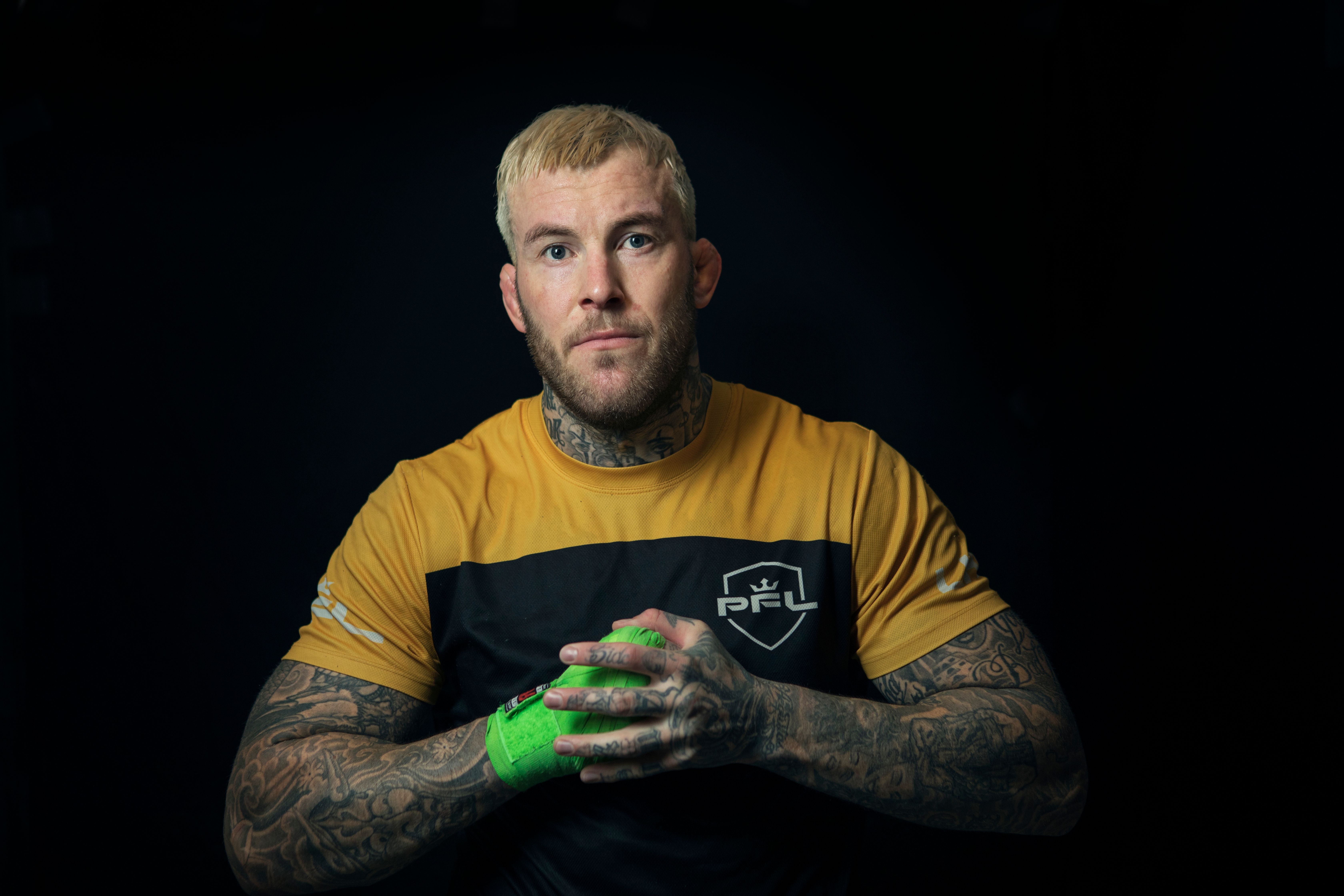 Han fikk streng advarsel før kamp Å delta kunne være dødelig fvn.no