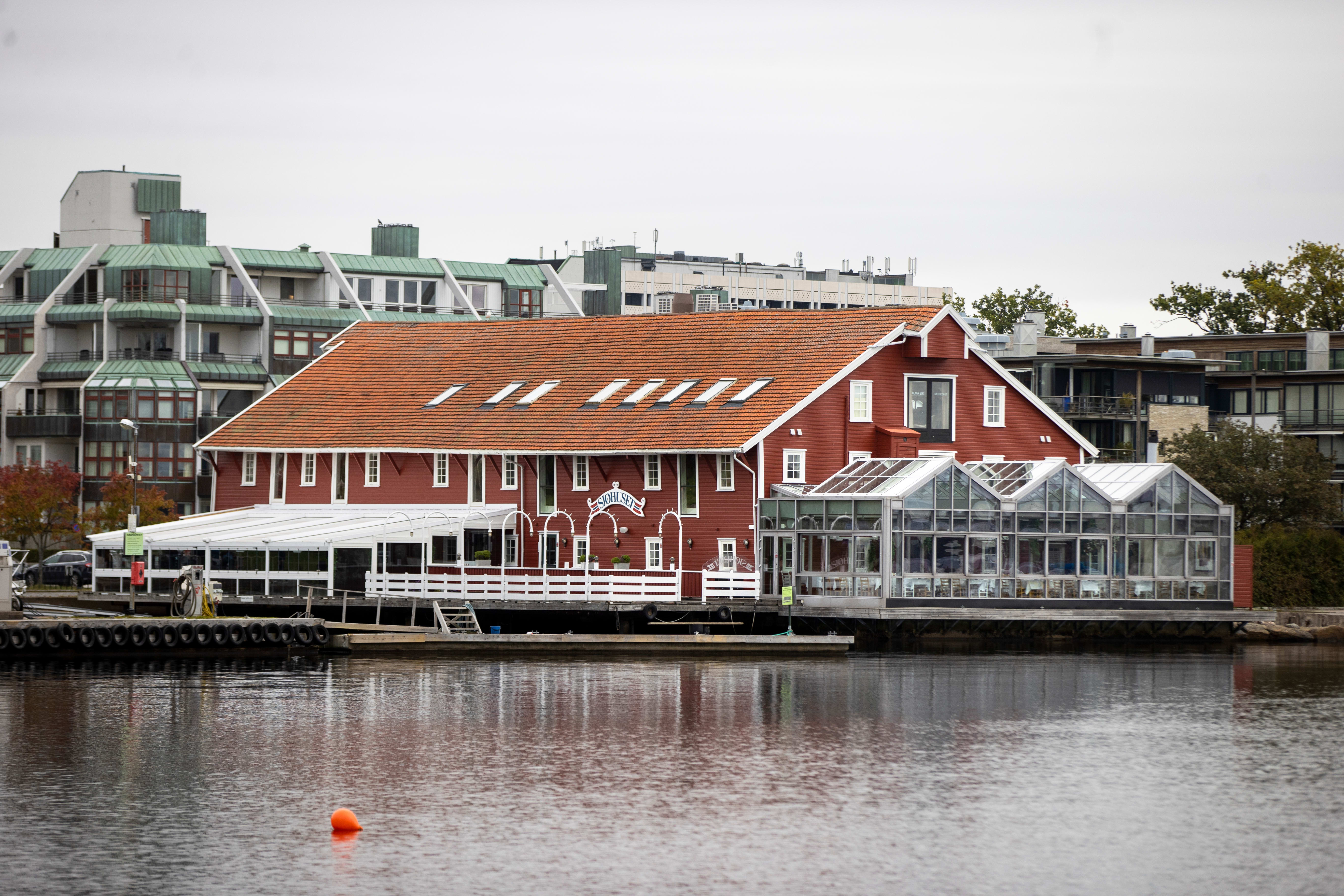 Ekstraordin&aelig;r vin og gode r&aring;varer i sj&oslash;kanten - fvn.no