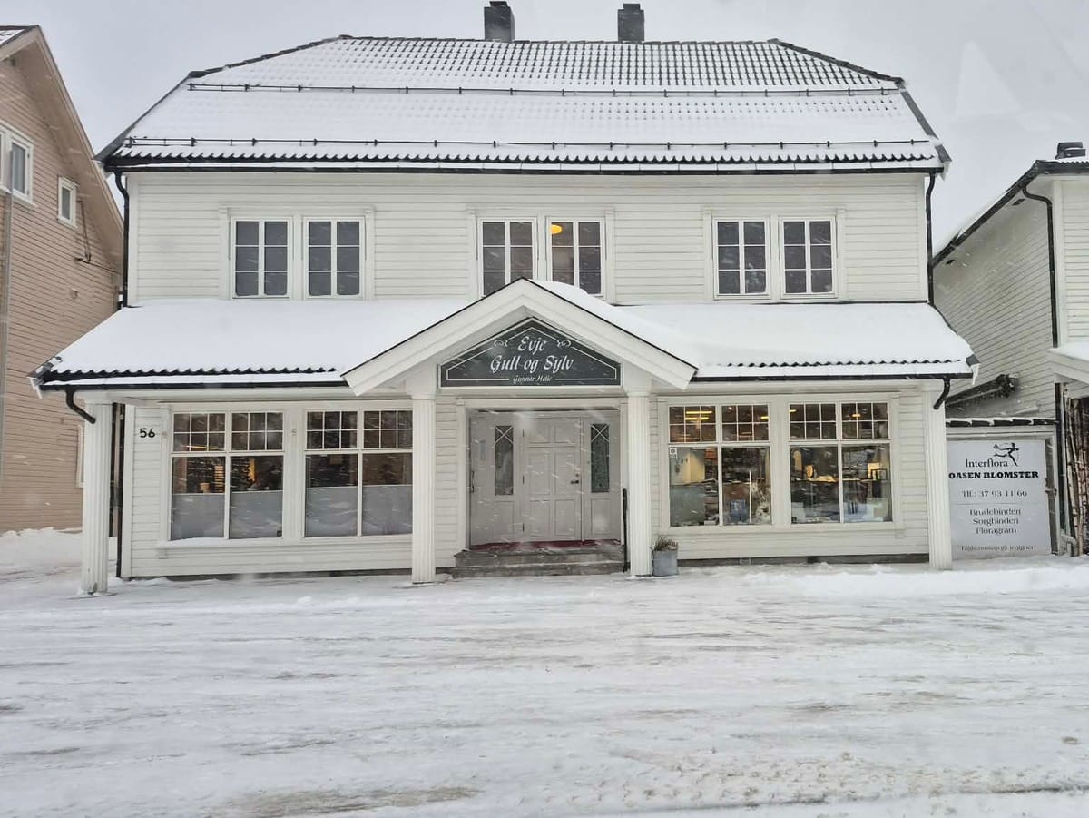 Innbrudd hos gull­smed: – Har fore­løpig ikke over­sikt