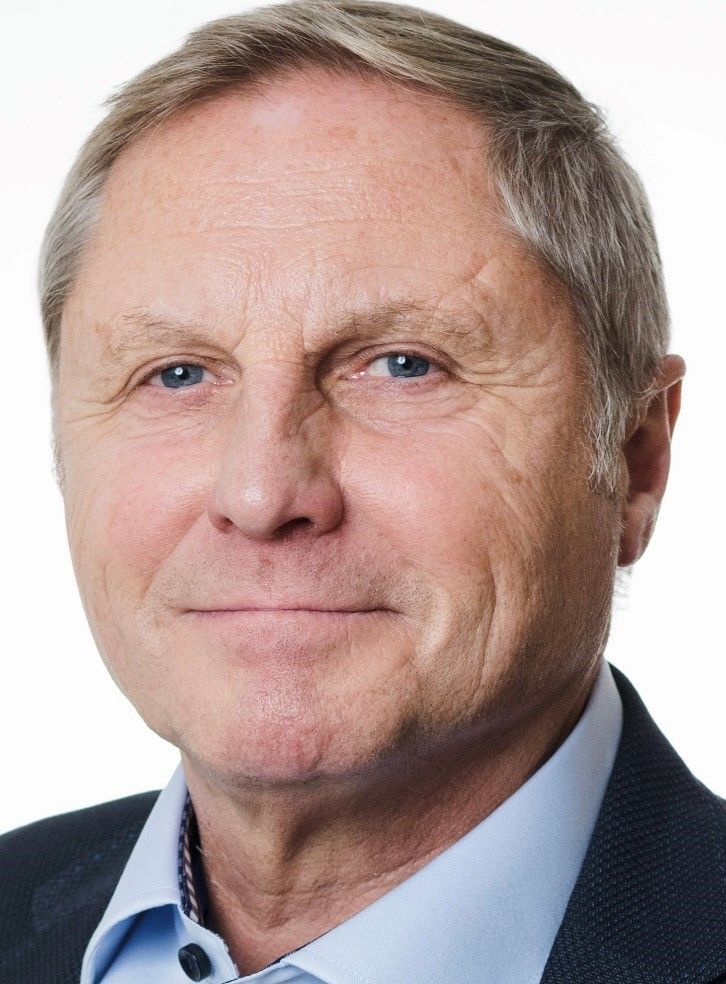 Nå skal Arnstein jakte de beste folka aesby.no