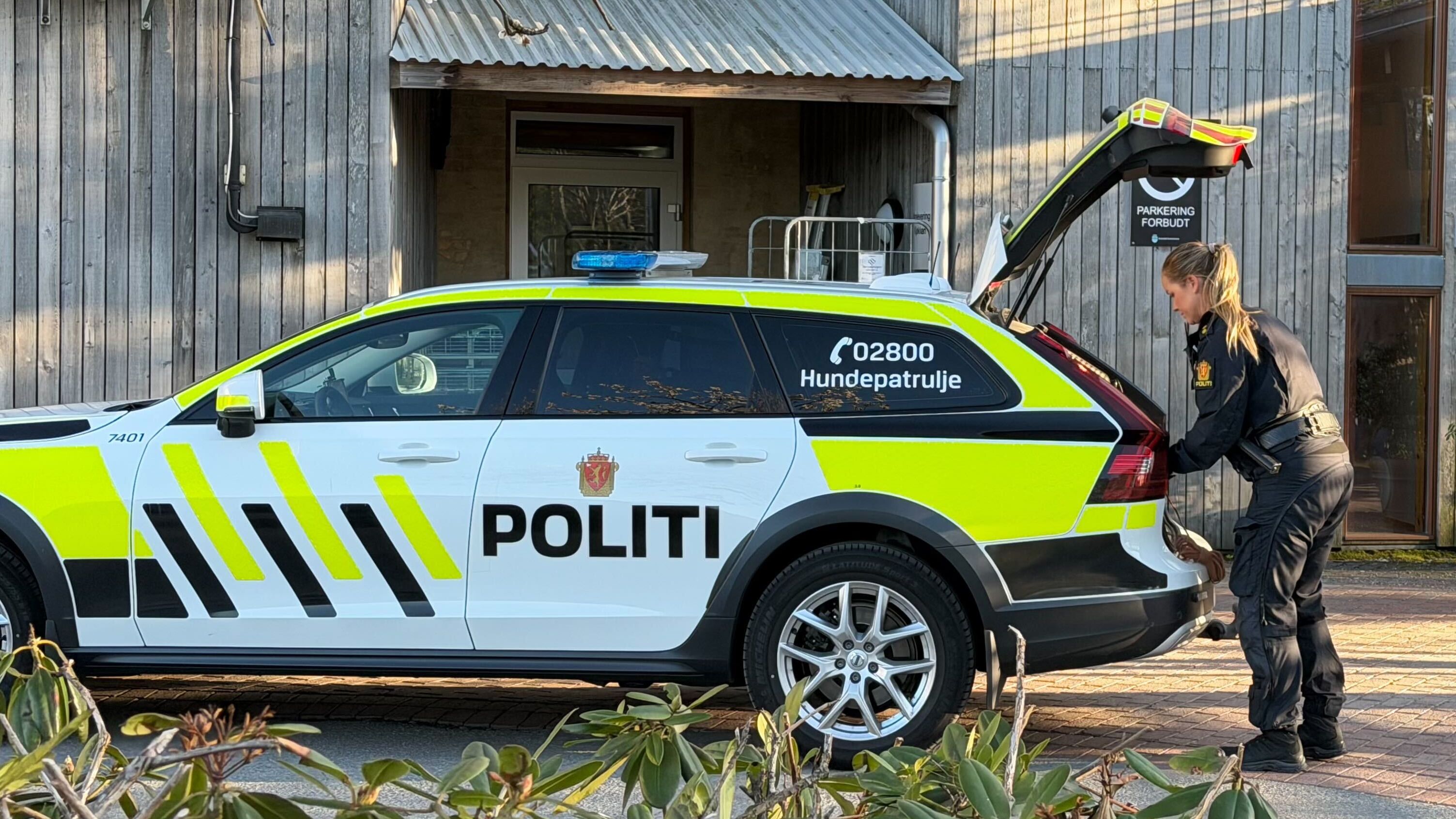 Politiet leter etter savnet mann