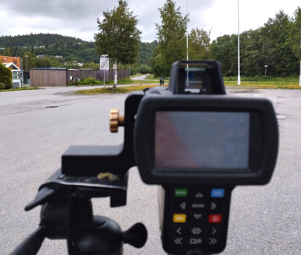 Tasodifan eshak soatiga kirdi onlayn