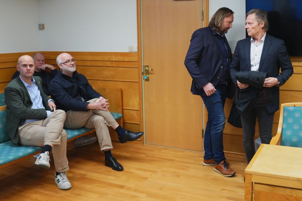 Nå er den historiske saken i gang: - Jeg er spent