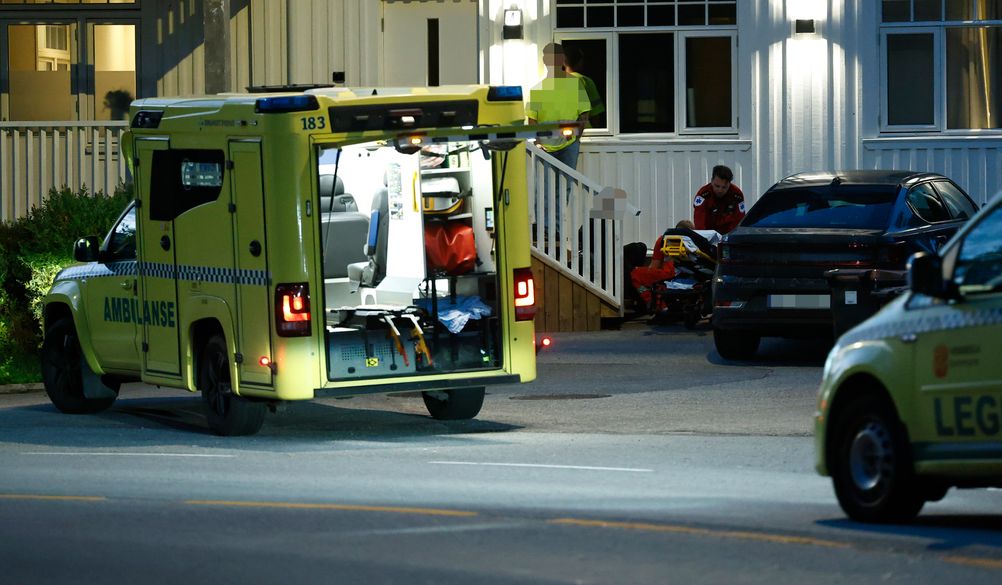 Hentet av ambulanse etter ulykke
