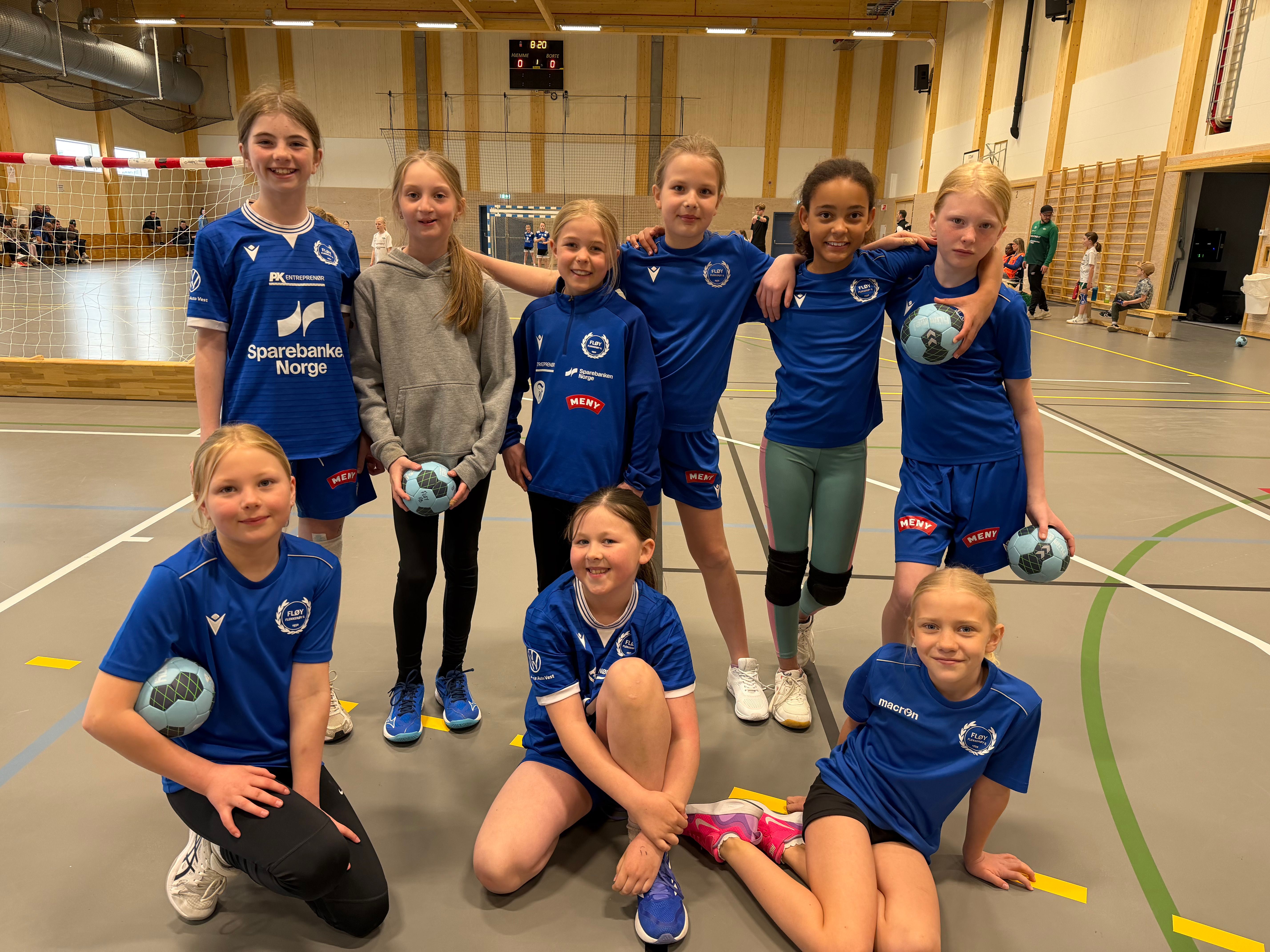 Over 200 lag på håndballcup: – Veldig gøy