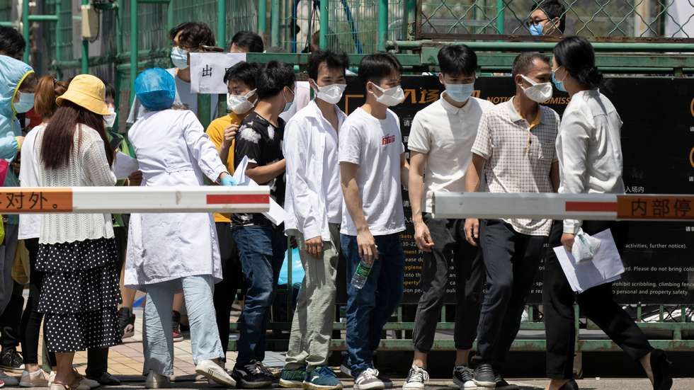 Beijing Stenger Skolene Reiser Ut Av Byen Frar des Smp no
