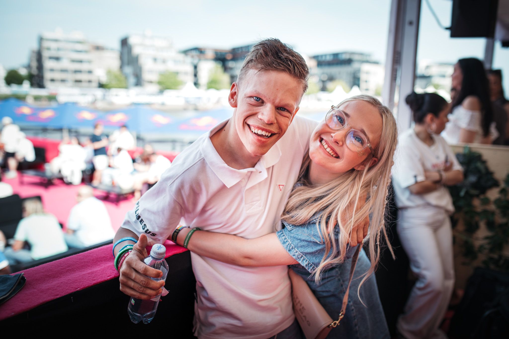 Se kjendisene på Palmesus: – Kjempegod stemning!