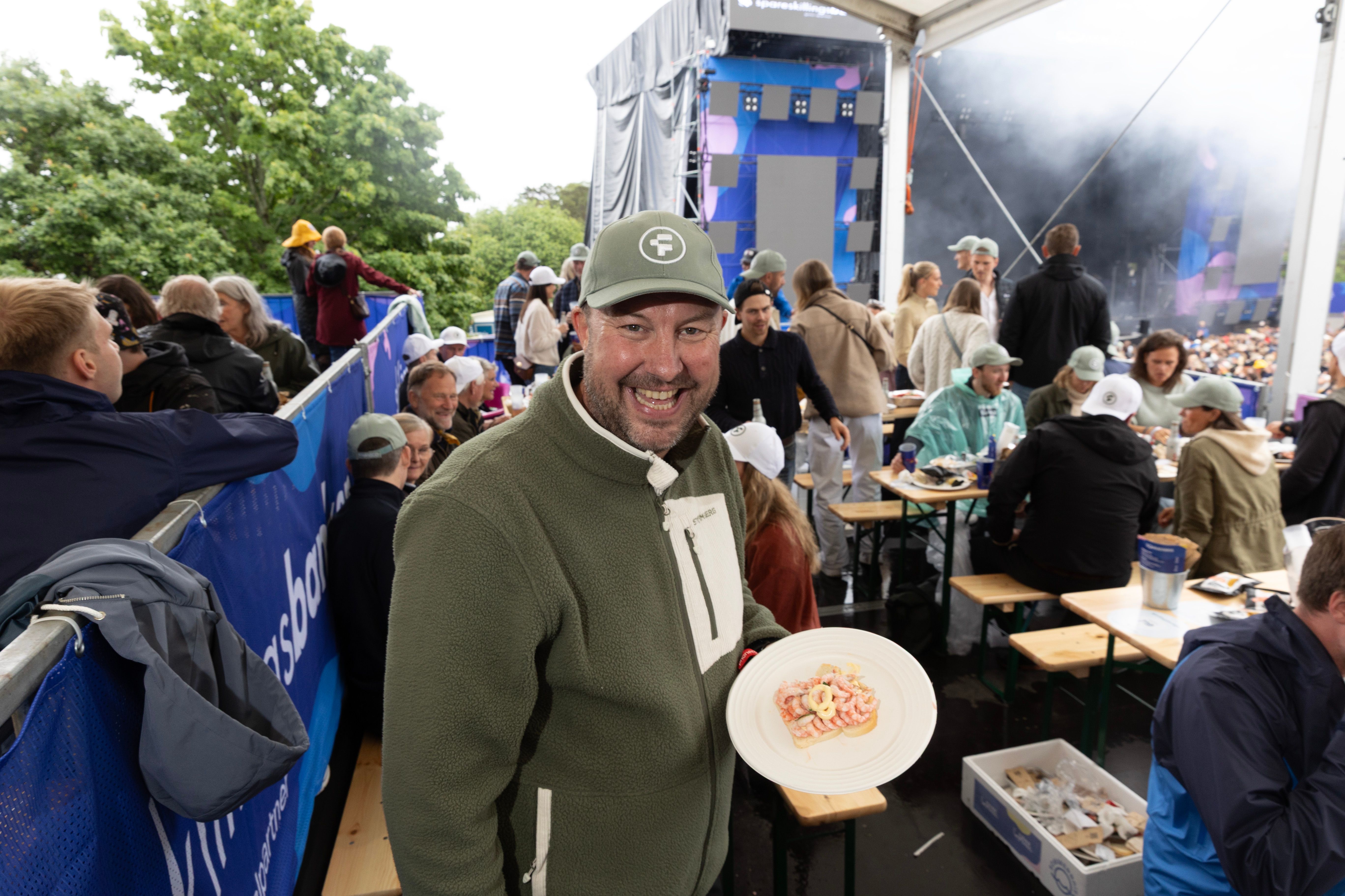 – Det begynte med ett bord, men det vokser og vokser