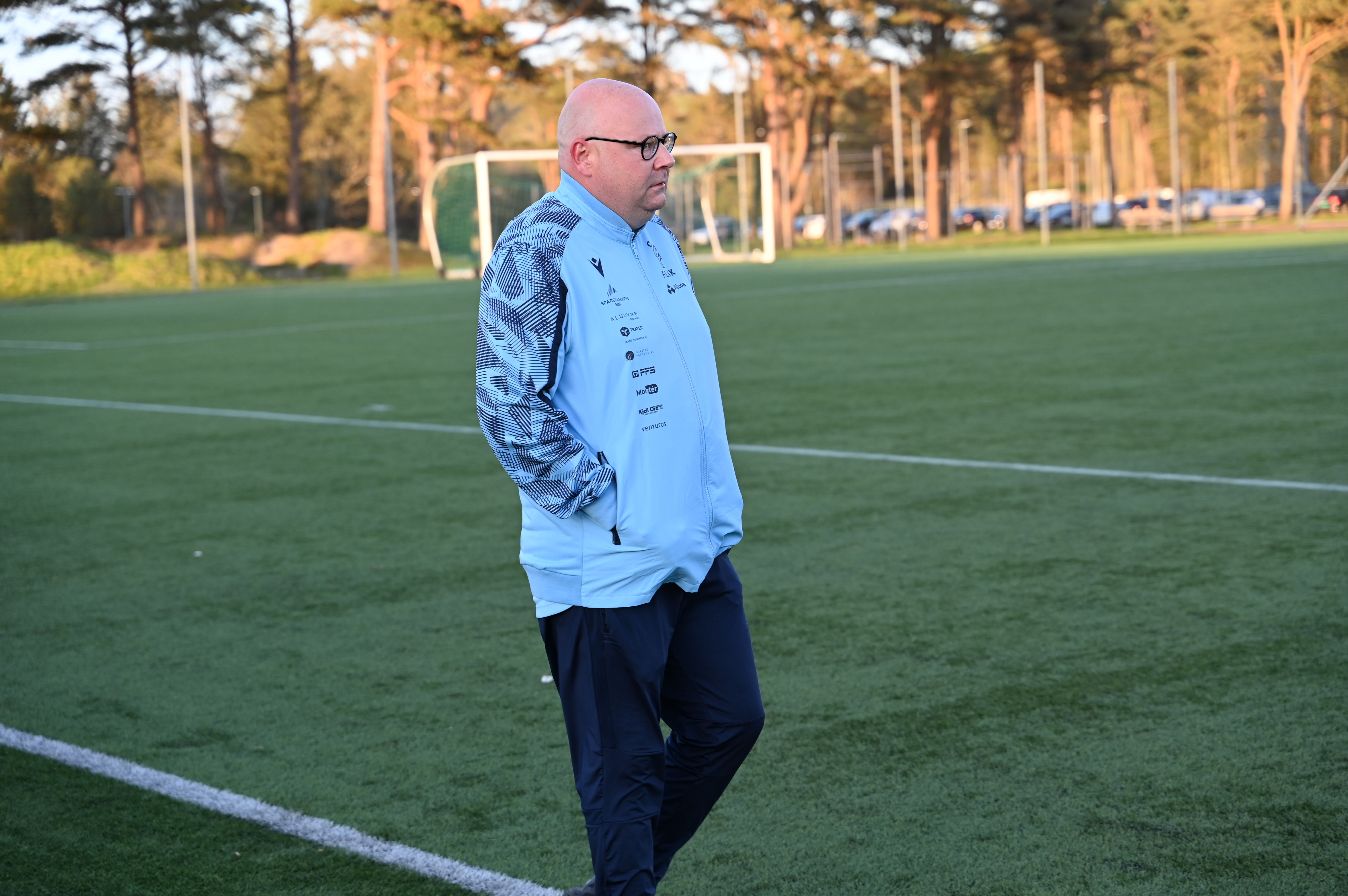 Flere lokale klubber uten treneravklaring: – Nå begynner det å haste