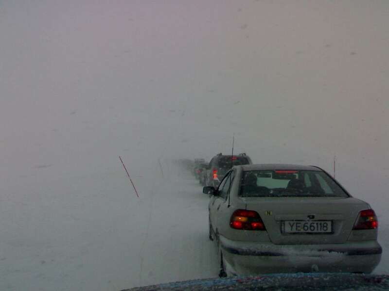 Kolonnekjøring i fjellet - varden.no