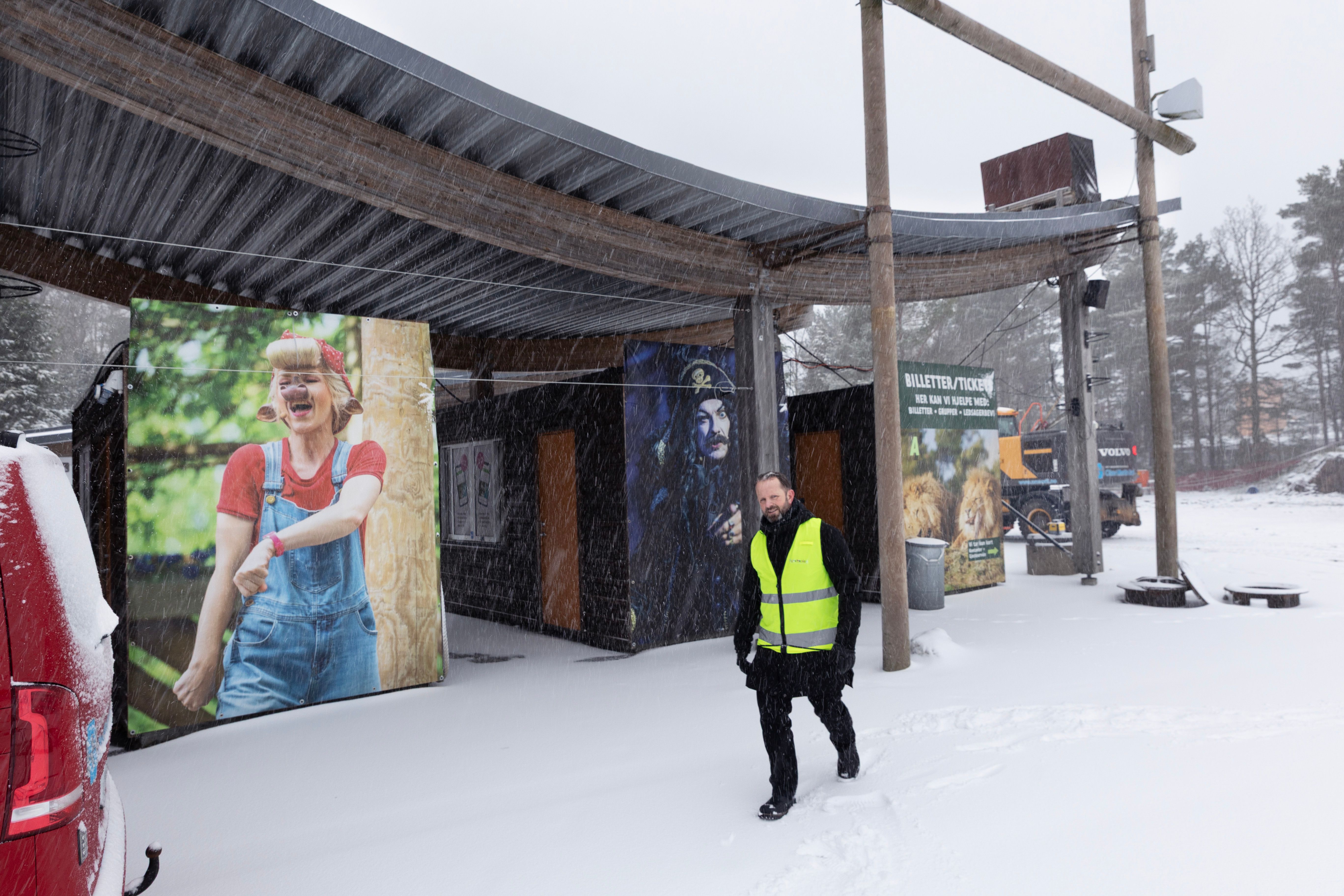 – Vi har stengt av nesten halve parken