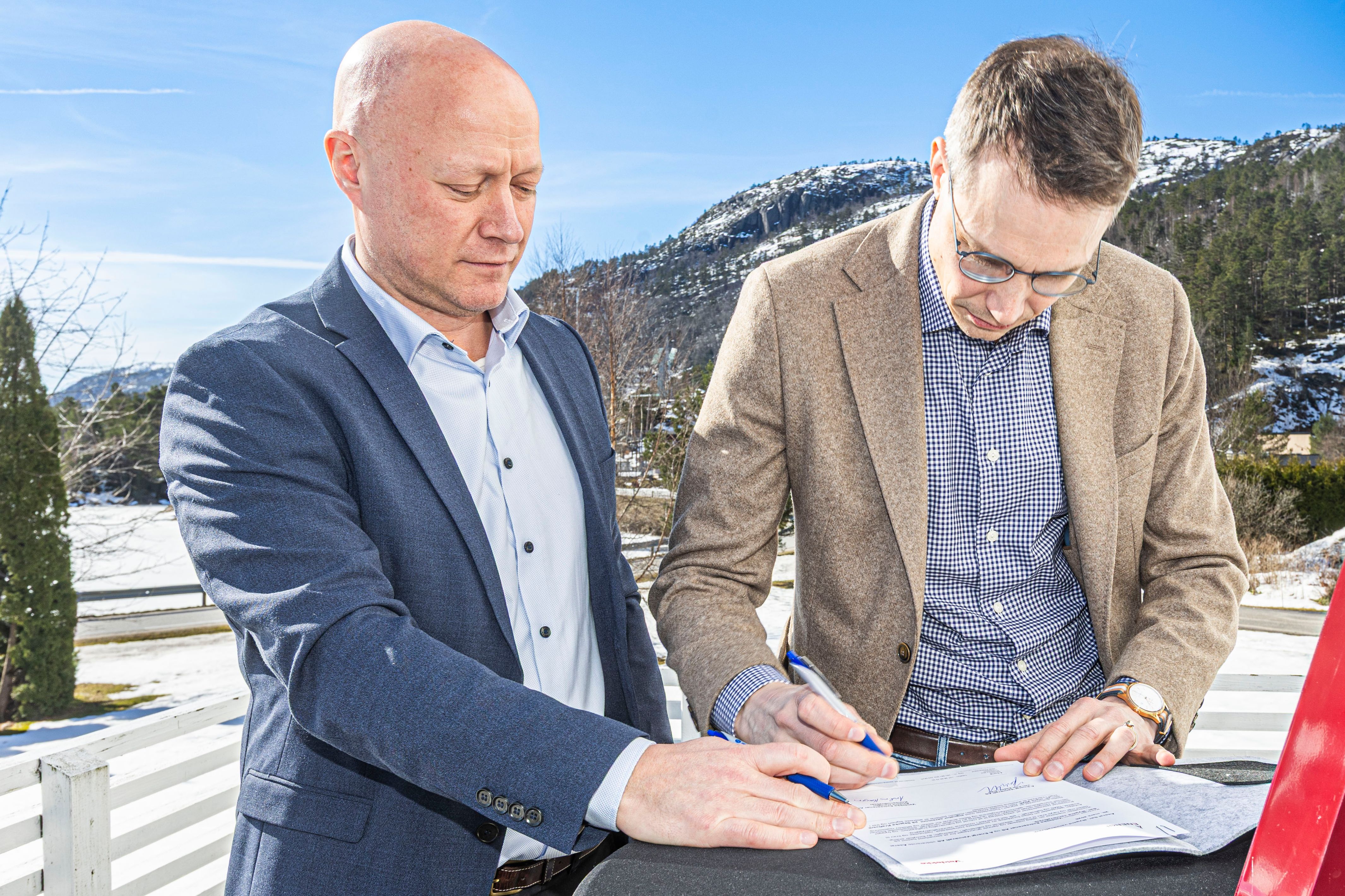 Her signeres milli­ardkon­trakten: – Stor jobb