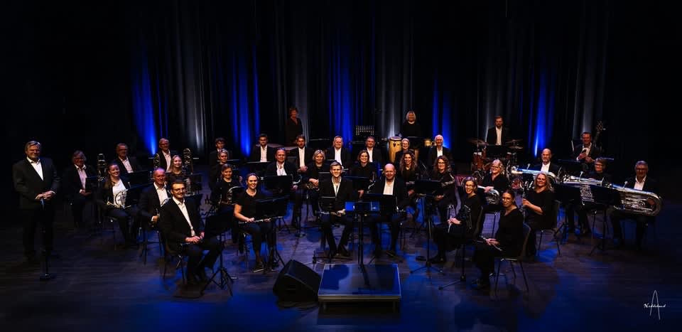 Holder sin første konsert i lokal kirke