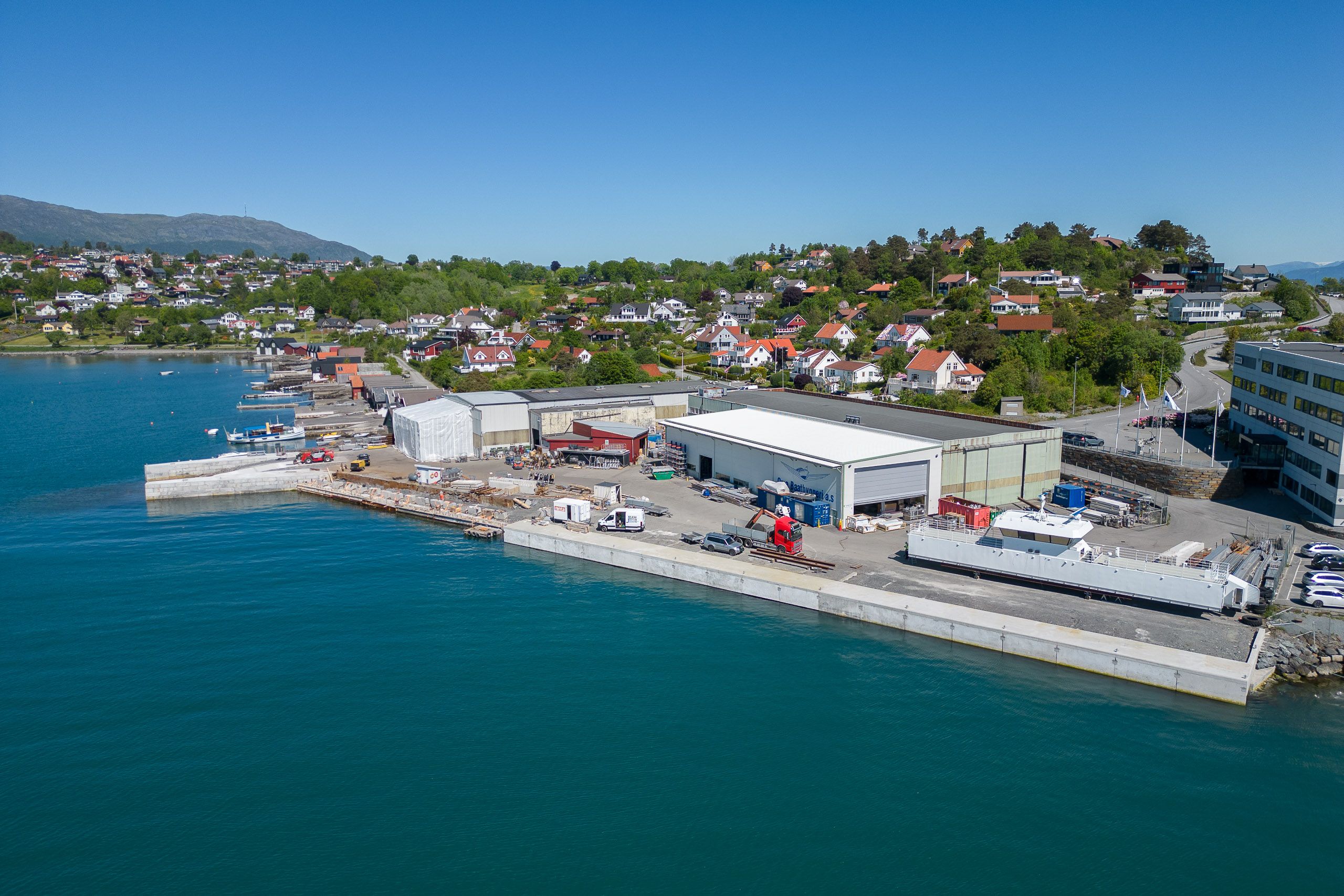 Ny kontrakt for Oma Baat­byggeri - sunnhordland.no