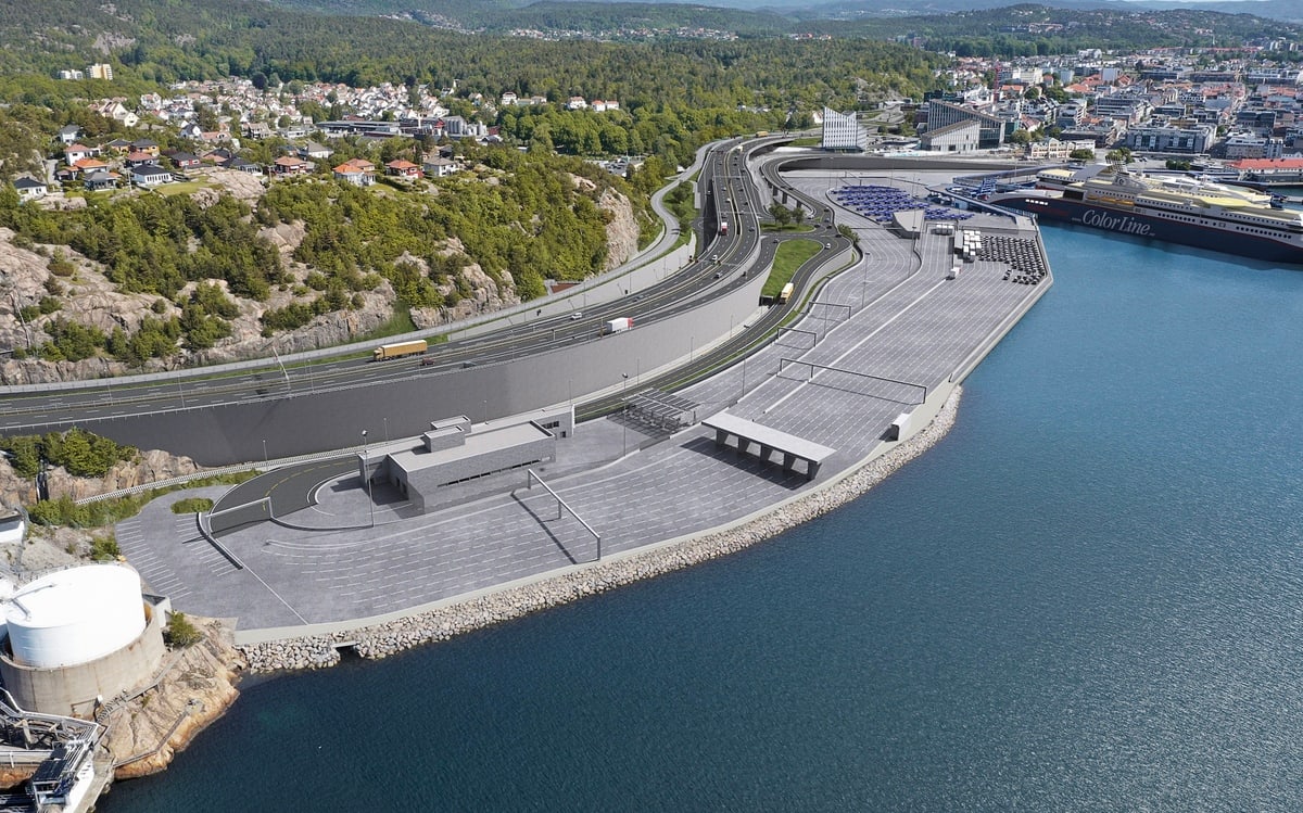 Blir ett år forsinket