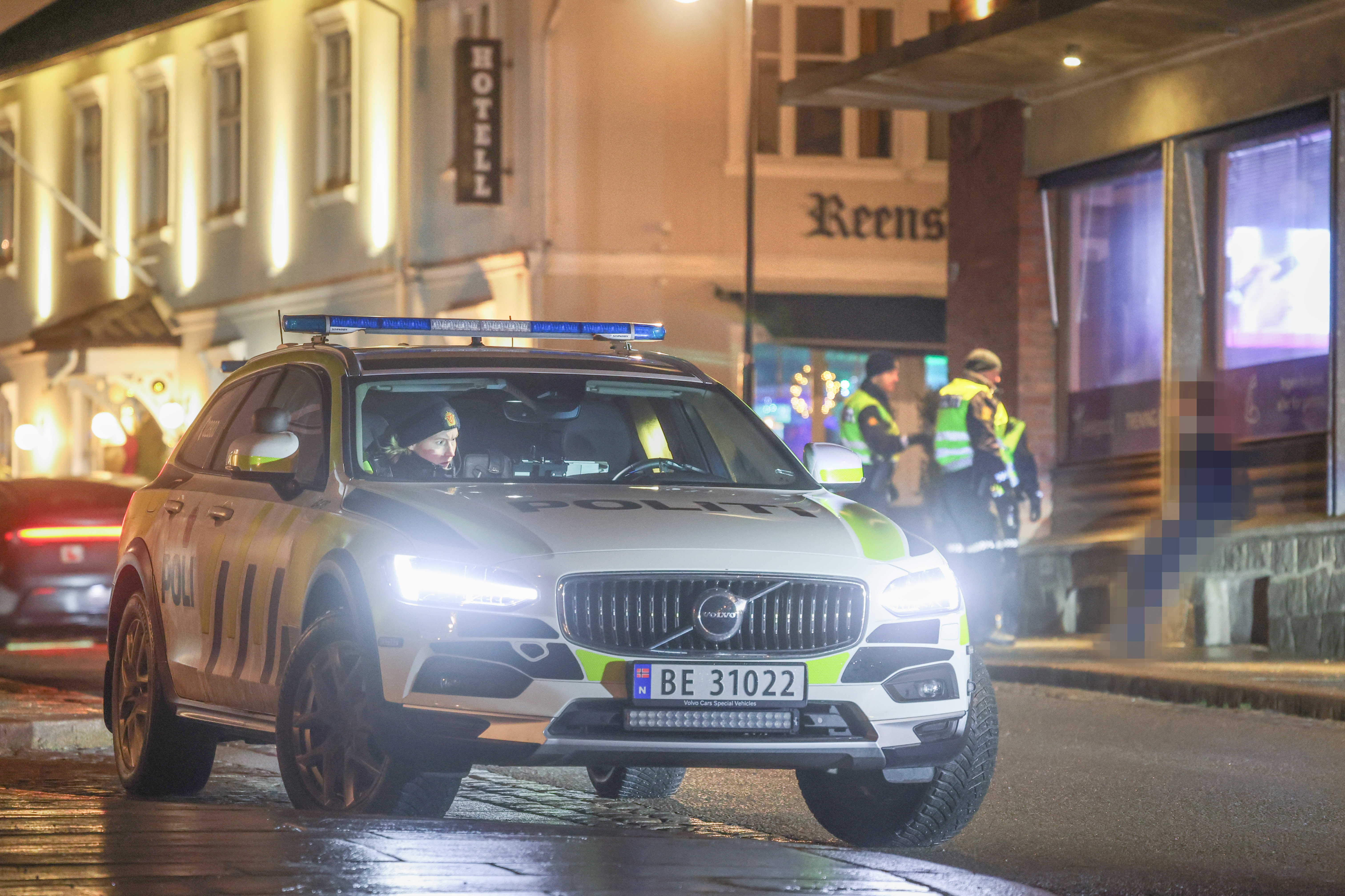 Politiet brukte elektrosjokkv&aring;pen mot ten&aring;ring i Dr&oslash;bak