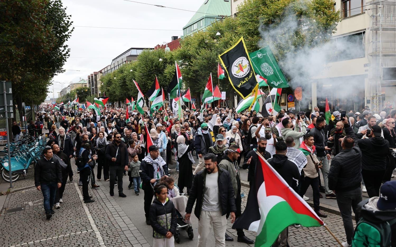 Adam Cwejman: De hyllar ”motståndet” på årsdagen av Hamas massaker