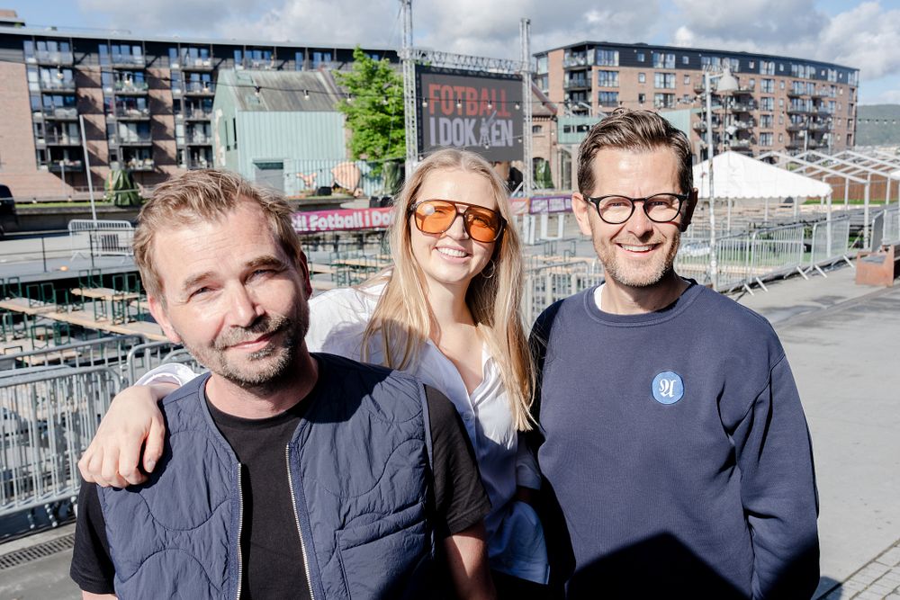 Det rigges for VM-fest: – Fotball er best utendørs