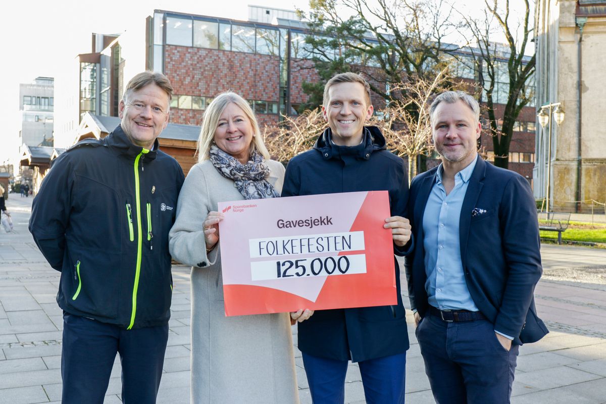 Støtter folkefesten: – Fortjener en hyllest