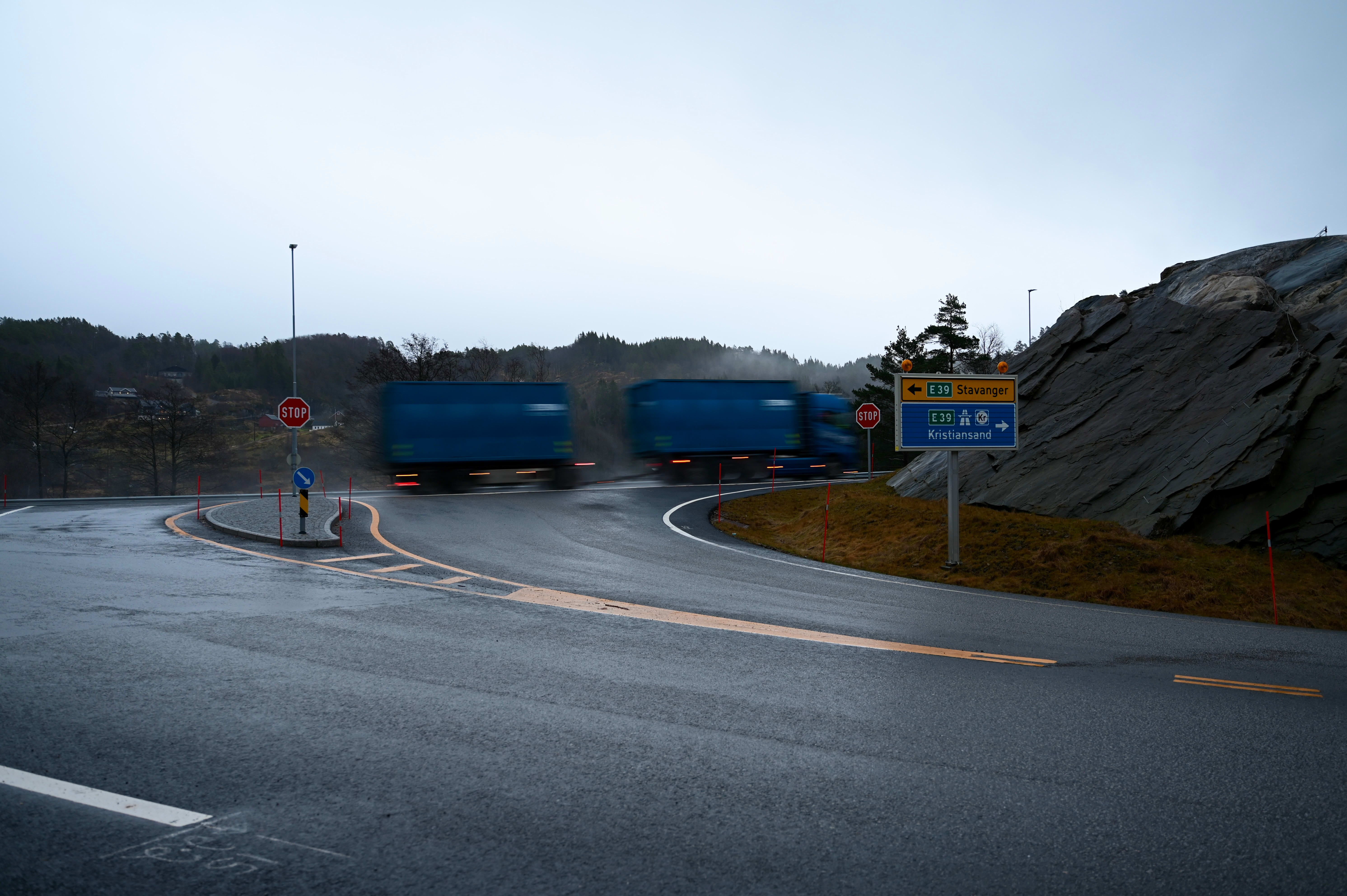 – I natt fikk vi frem stoppskilt og regulert farten