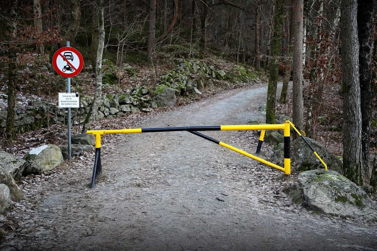 Ranet og utsatte gutt for vold. Ber om ungdoms­straff.