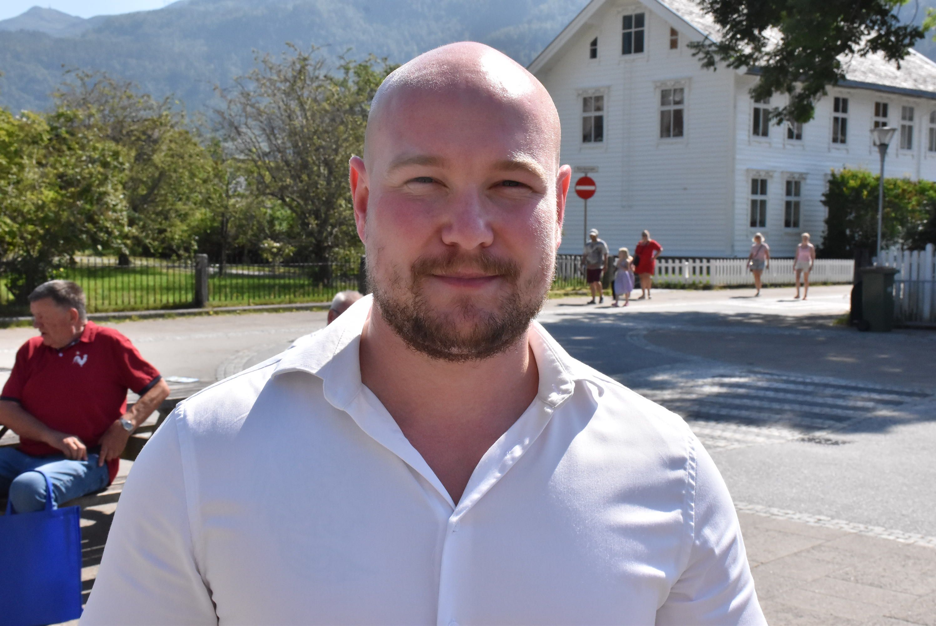 Brøt ut brann om bord: Roser mannskapet - kystogfjord.no
