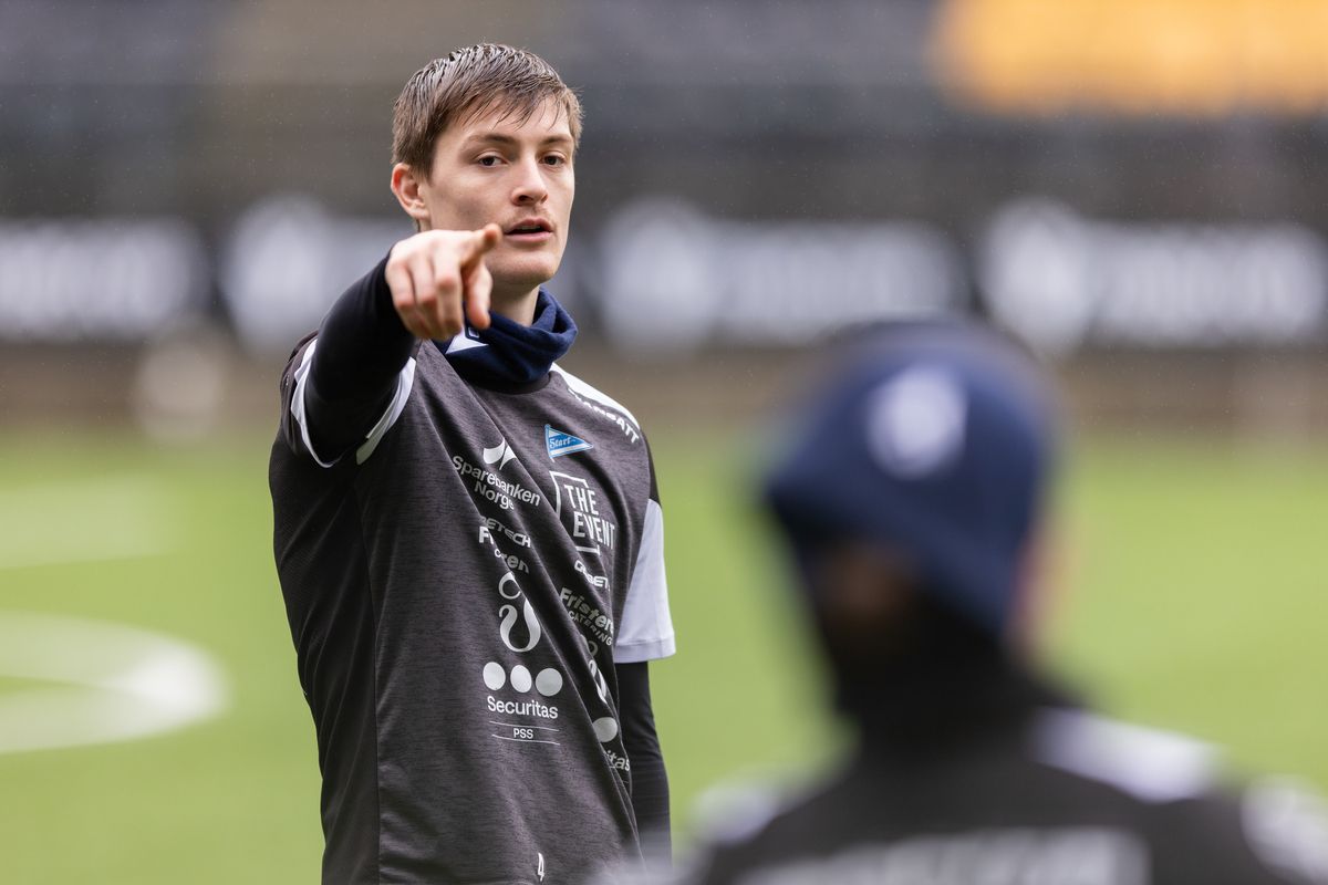 Reiser til Molde i dag. Presen­teres trolig innen kort tid.