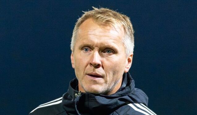 Rykket opp. Nå er han ferdig som trener.