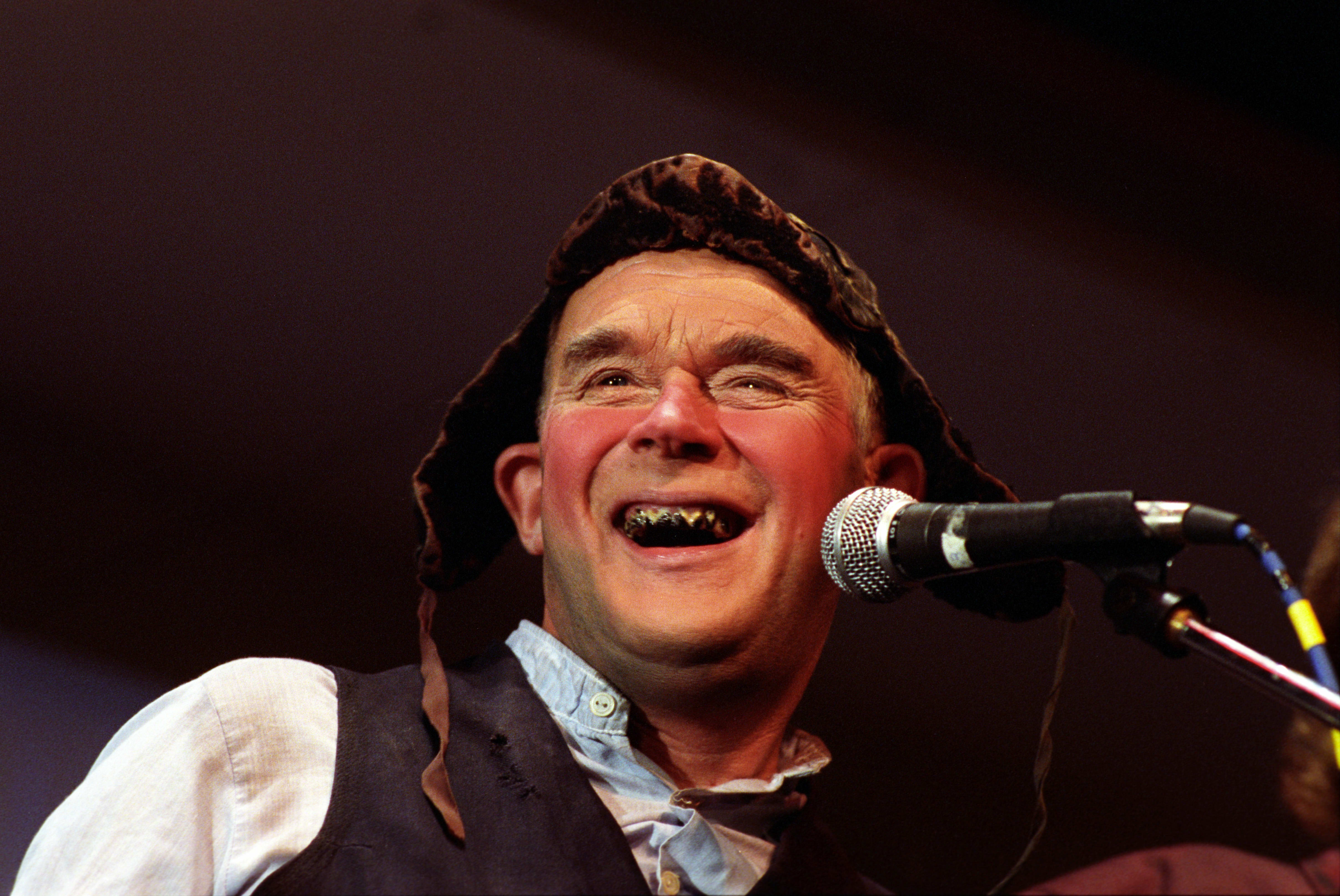 Arthur «Oluf» Arntzen (88) er død