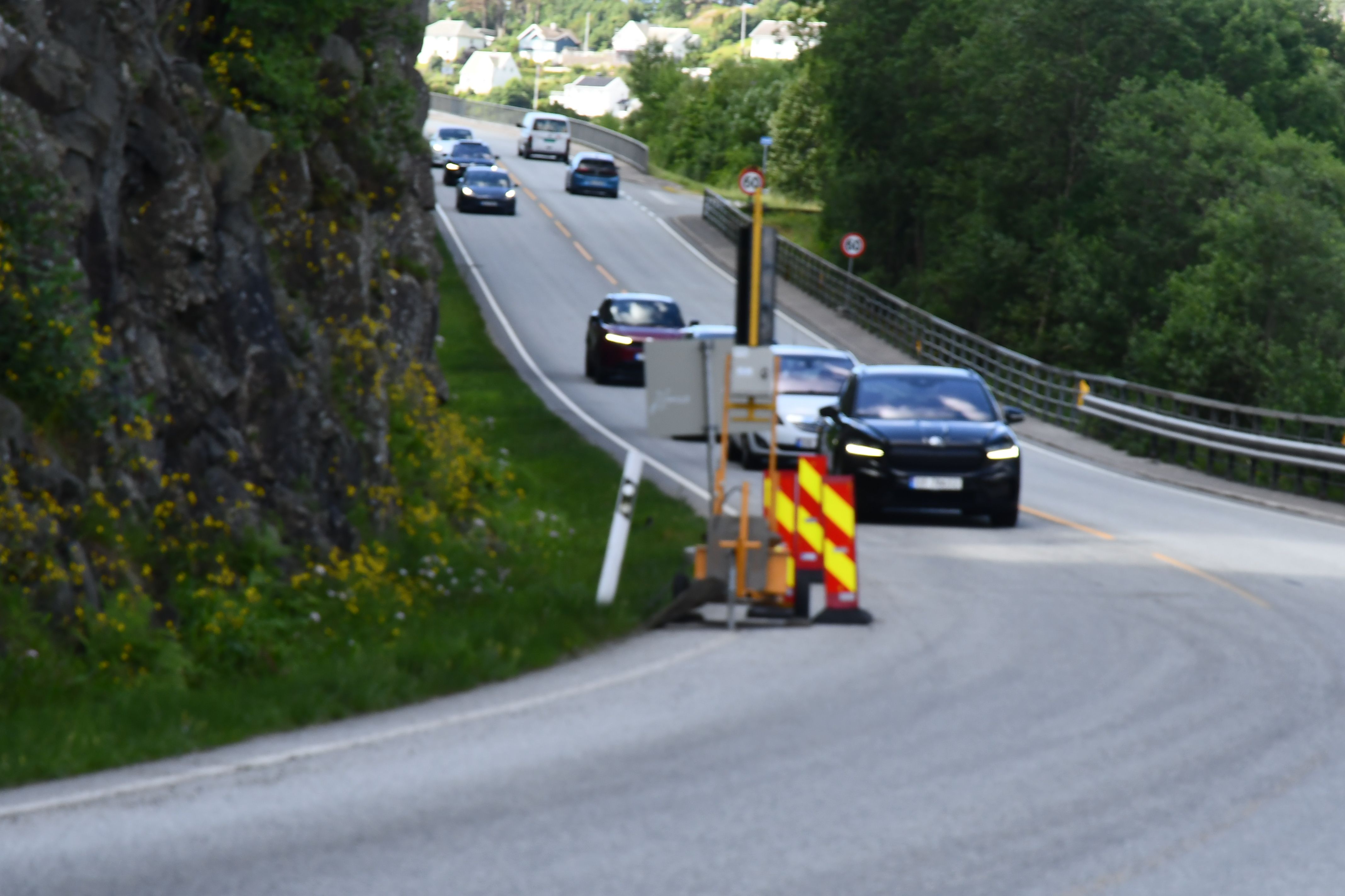 Fortsatt lysregulering: - Vi skulle vært ferdige i mai
