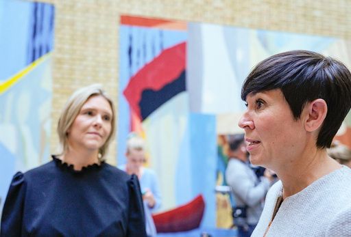 Søreide holder døren lukket for avgiftskutt på drivstoff: – Uansvarlig