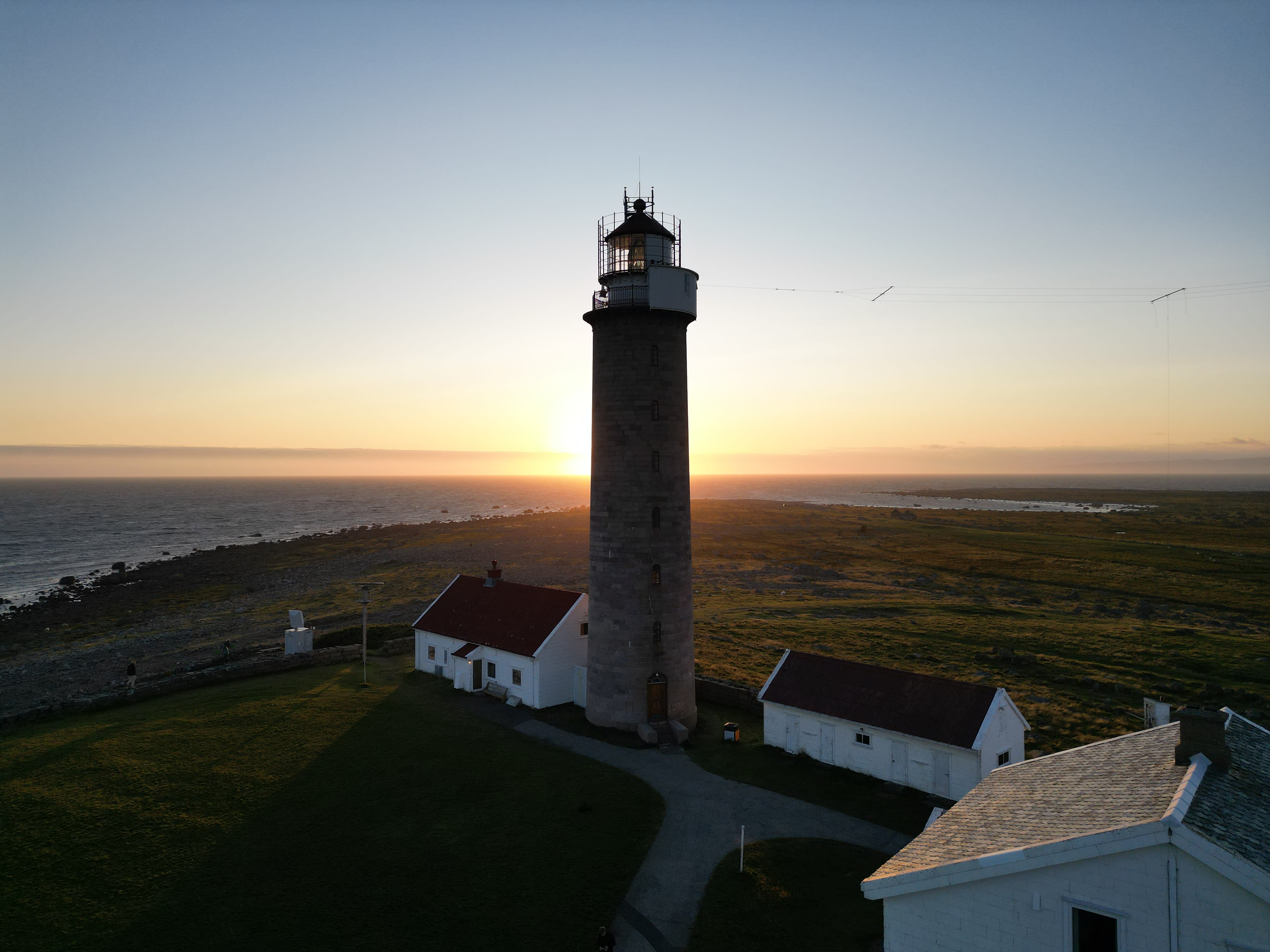 «Jeg håper inderlig at noen tar til fornuft og restaurerer fyret til det som var»