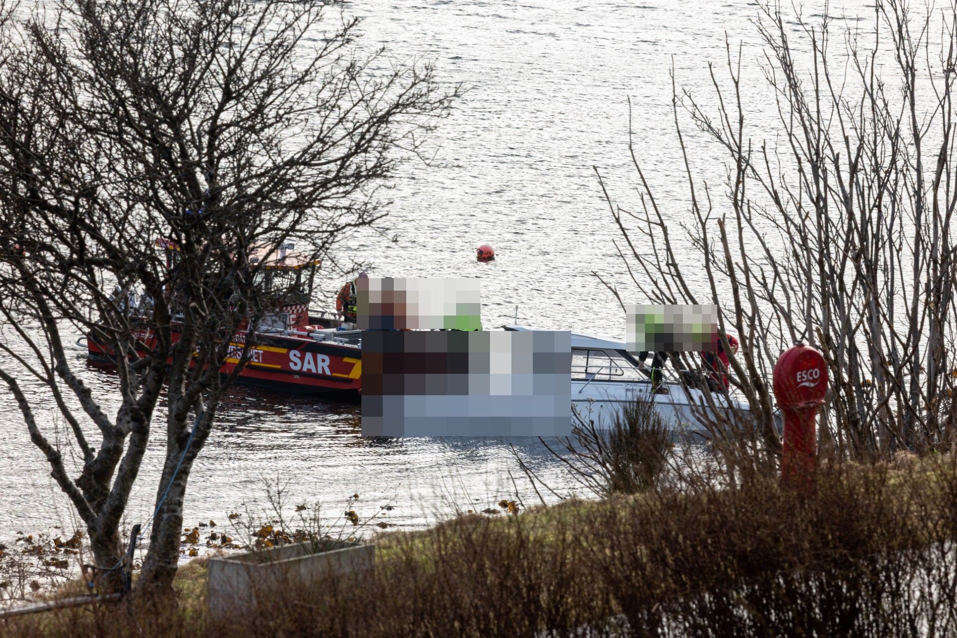 Båt gikk ned – to personer berget - kystogfjord.no