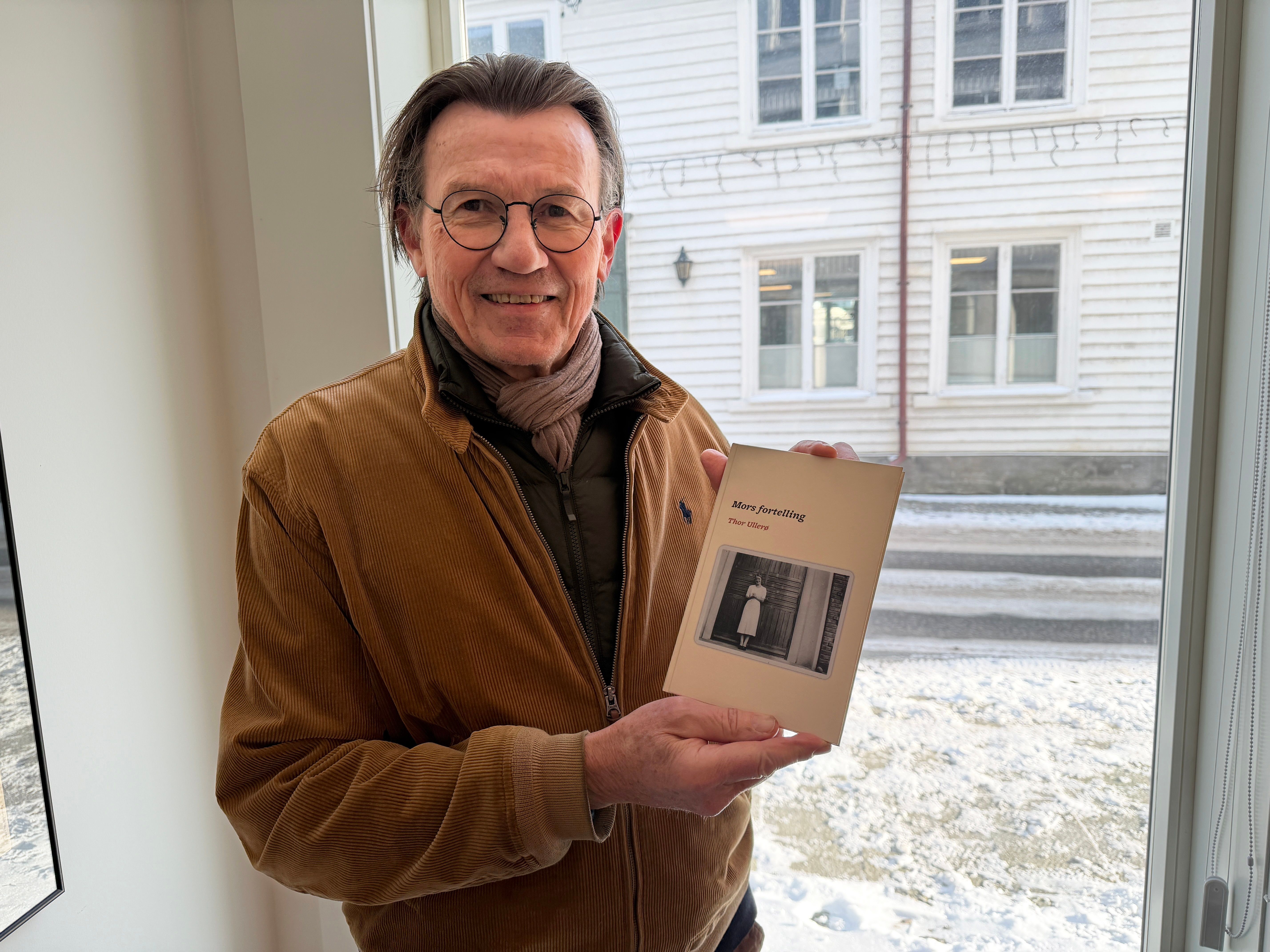 Har gitt ut sin tredje bok