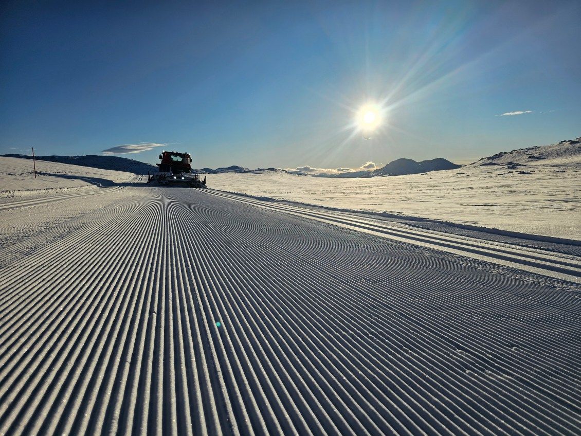 Væromslag og 15 cm med nysnø gir nye spor - opp.no